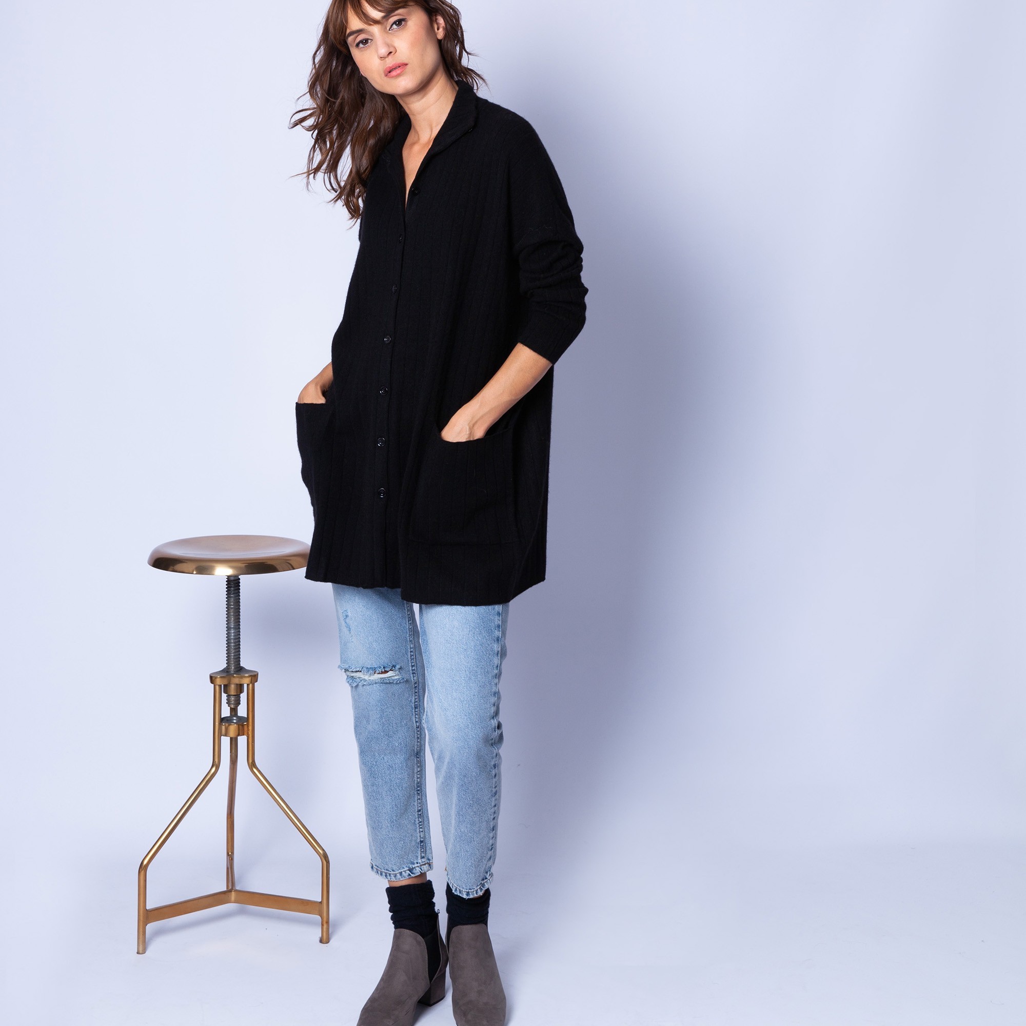 Loose-fit, cashmere jacket with buttons — Gaston