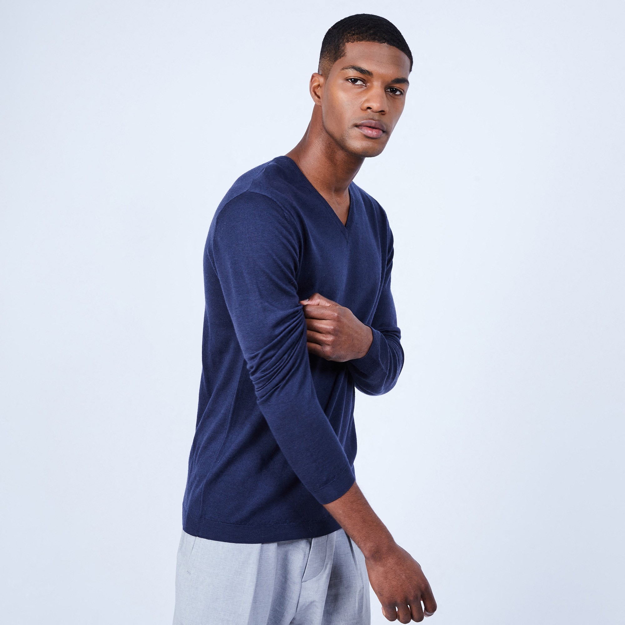 Pull col V en laine mérinos - Lorenzo 6440 marine - 05 Bleu marine