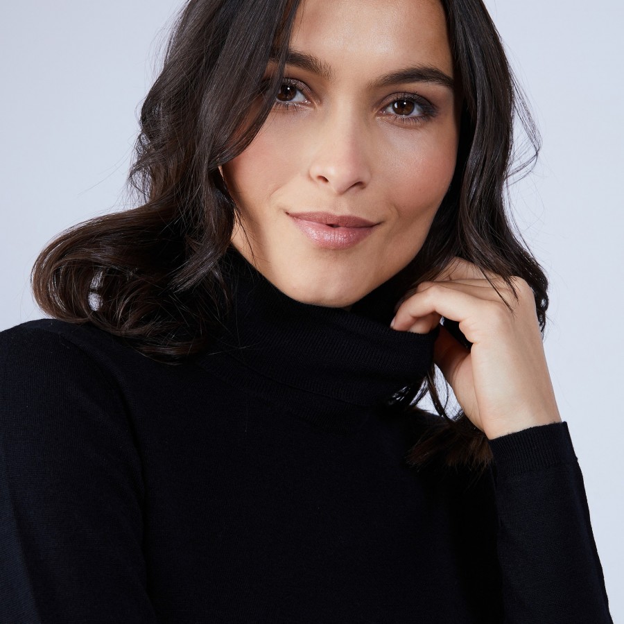 Roll-neck jumper in merino wool - Beha