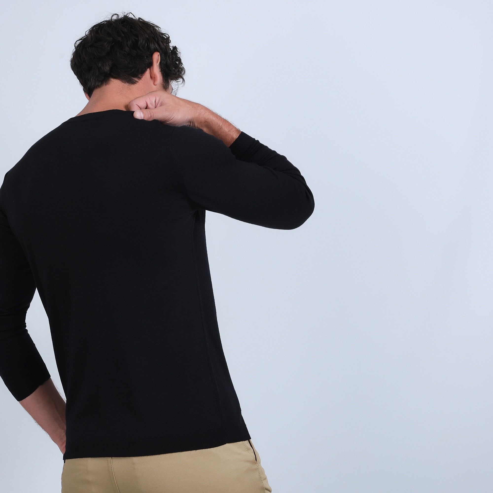 Pull col V en laine mérinos - Badyss 6610 noir - 01 noir