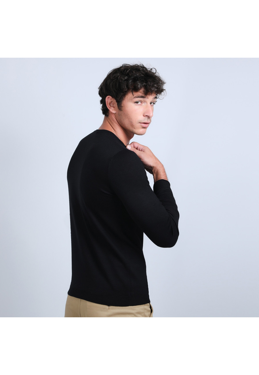 V-neck jumper in merino wool - Eddie