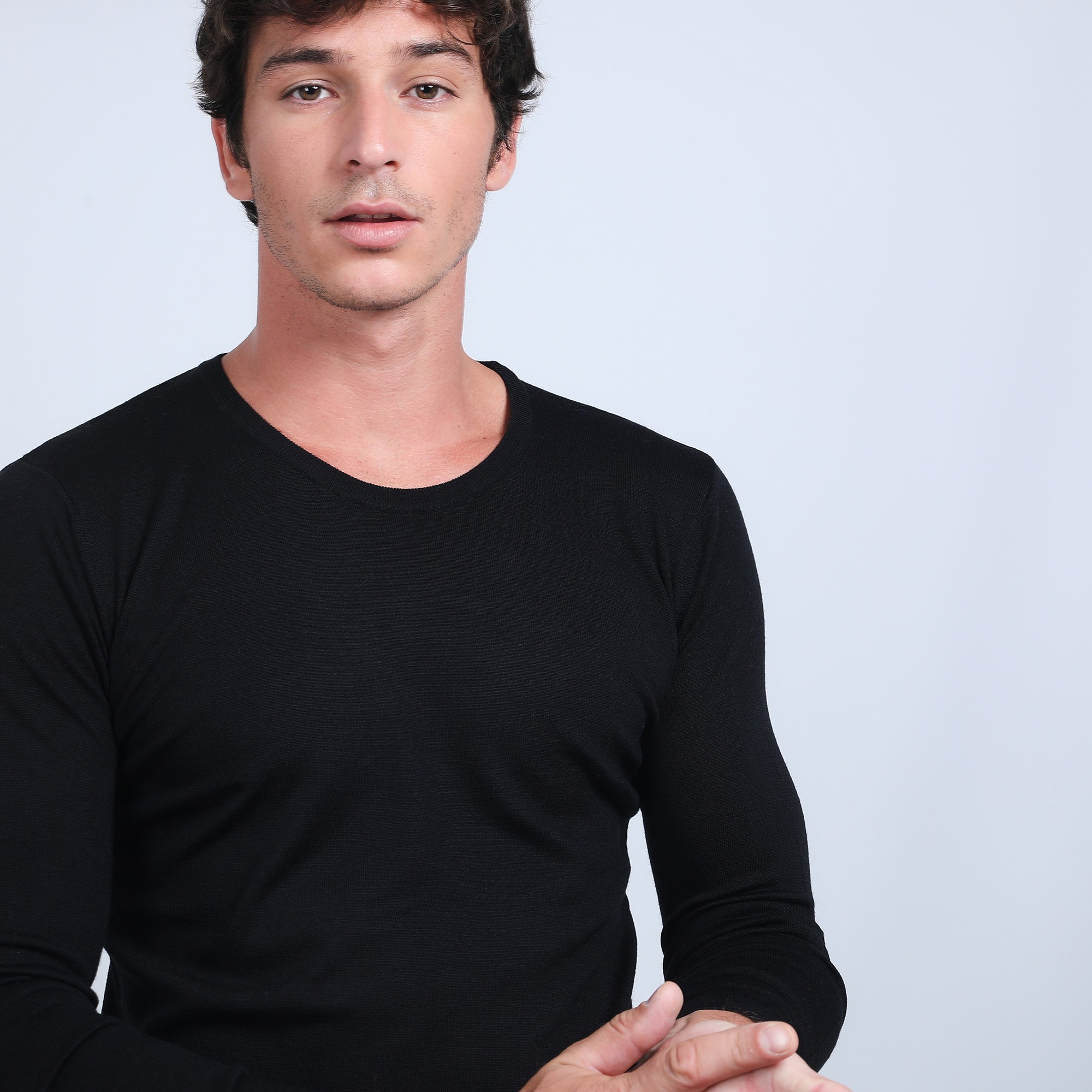 Pull col rond en laine mérinos - Bardem 6610 noir  - 01 Noir