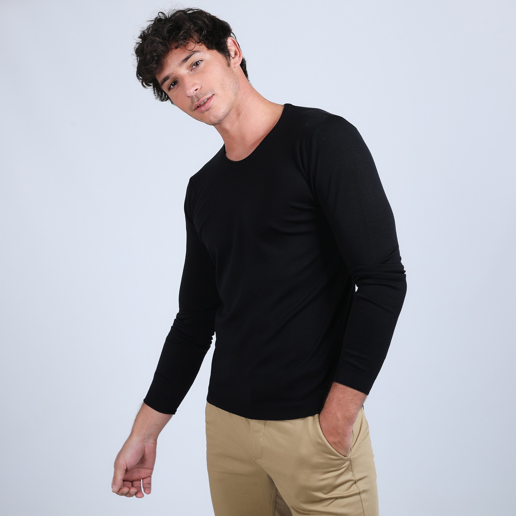 Pull col rond en laine mérinos - Bardem 6610 noir  - 01 Noir