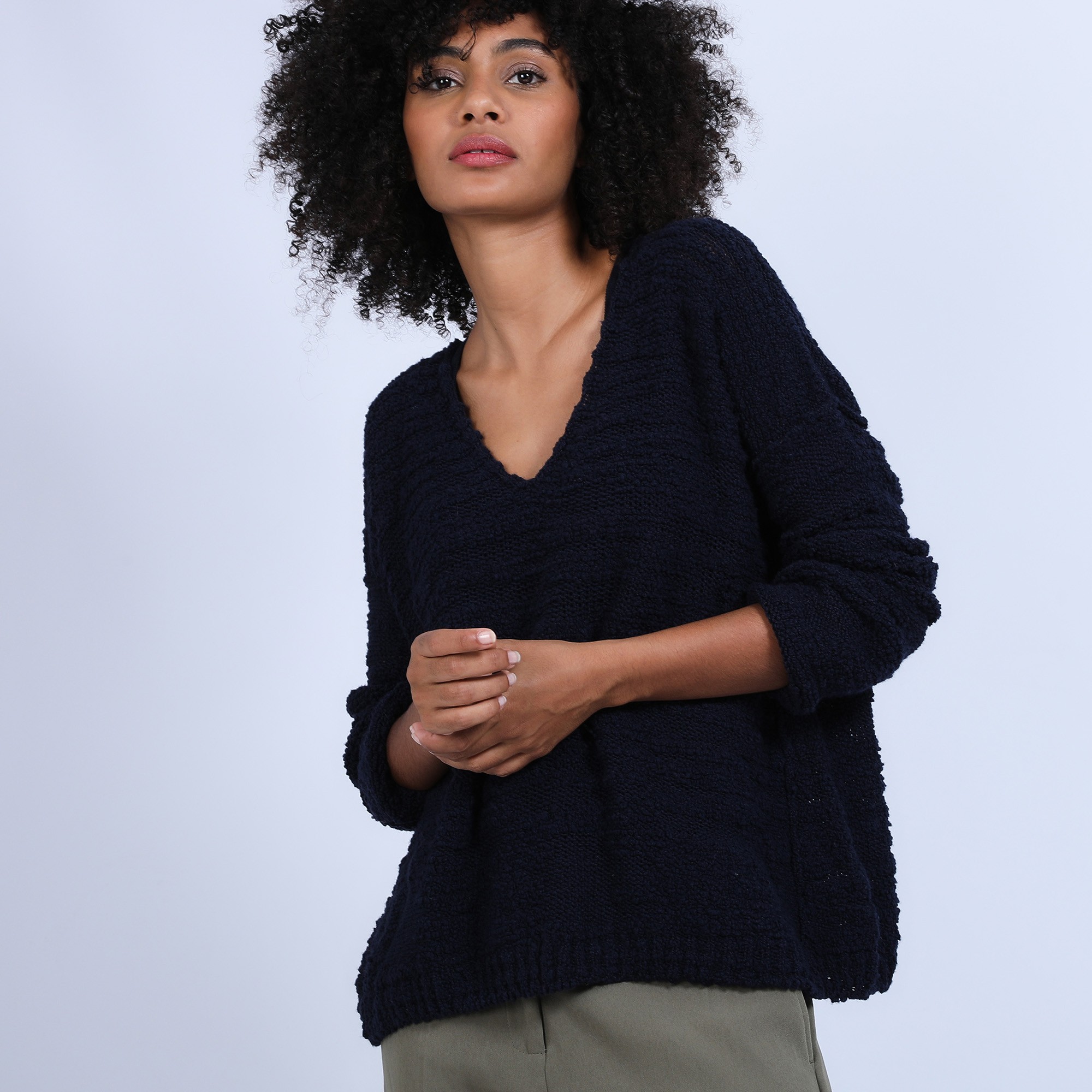 Pull ovesize col V - Sari
