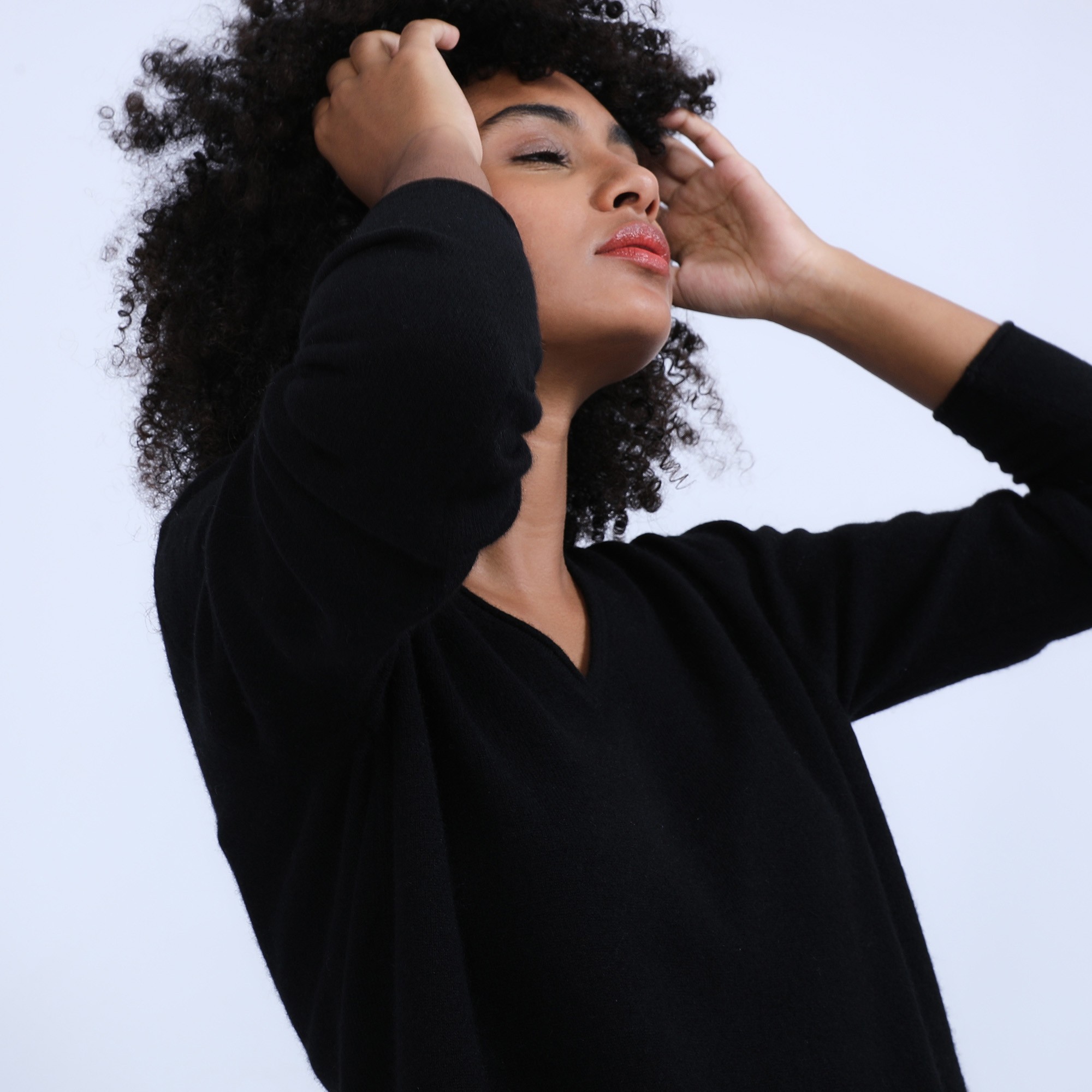 Pull col V en cachemire - Olga 6610 noir - 01 noir