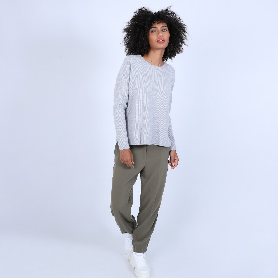 Round-neck jumper with buttons on the back - Becky