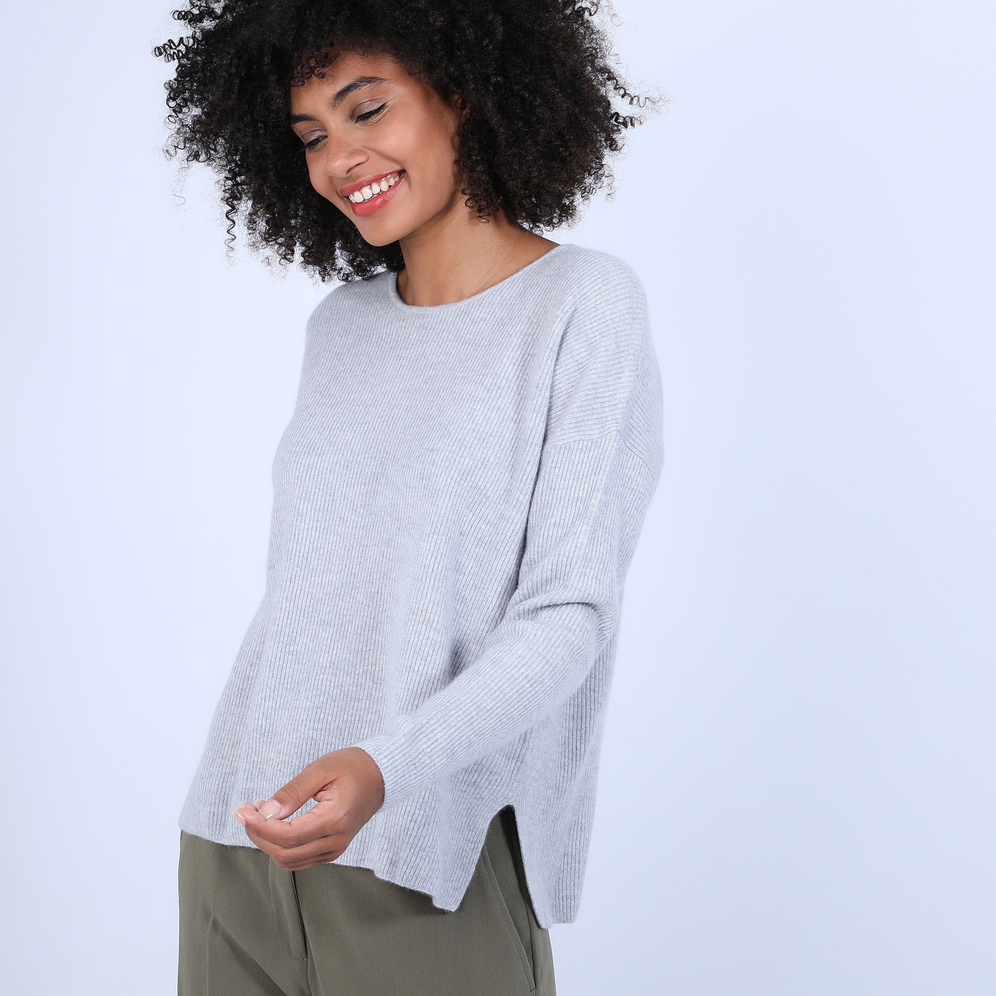 Pull col rond boutons arrière - Becky 6612 gris clair - 11 Gris clair