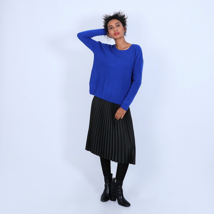 Round-neck jumper with buttons on the back - Becky