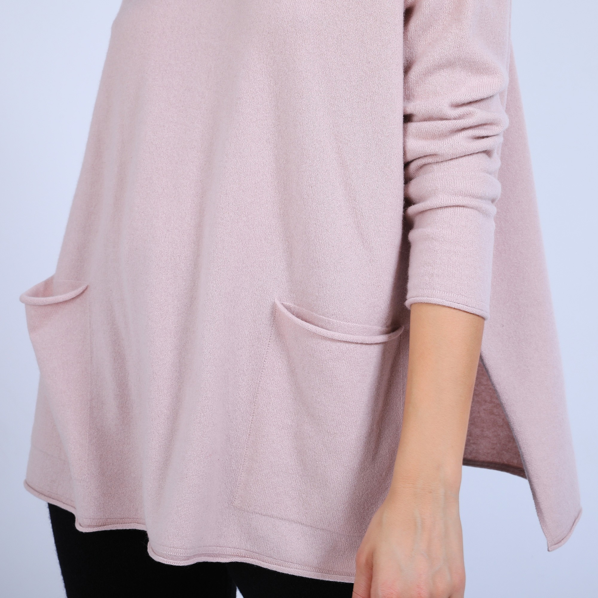 Loose V-neck cashmere jumper – Hilary