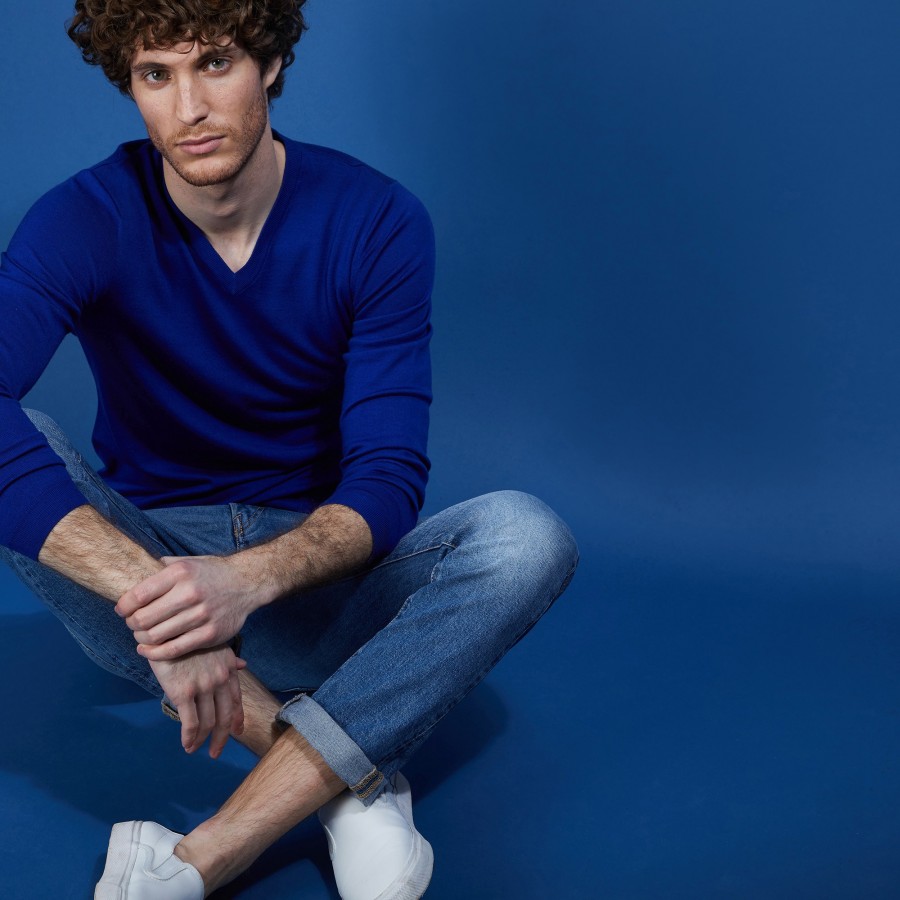 Suéter de lã merino com decote em V - Elmo