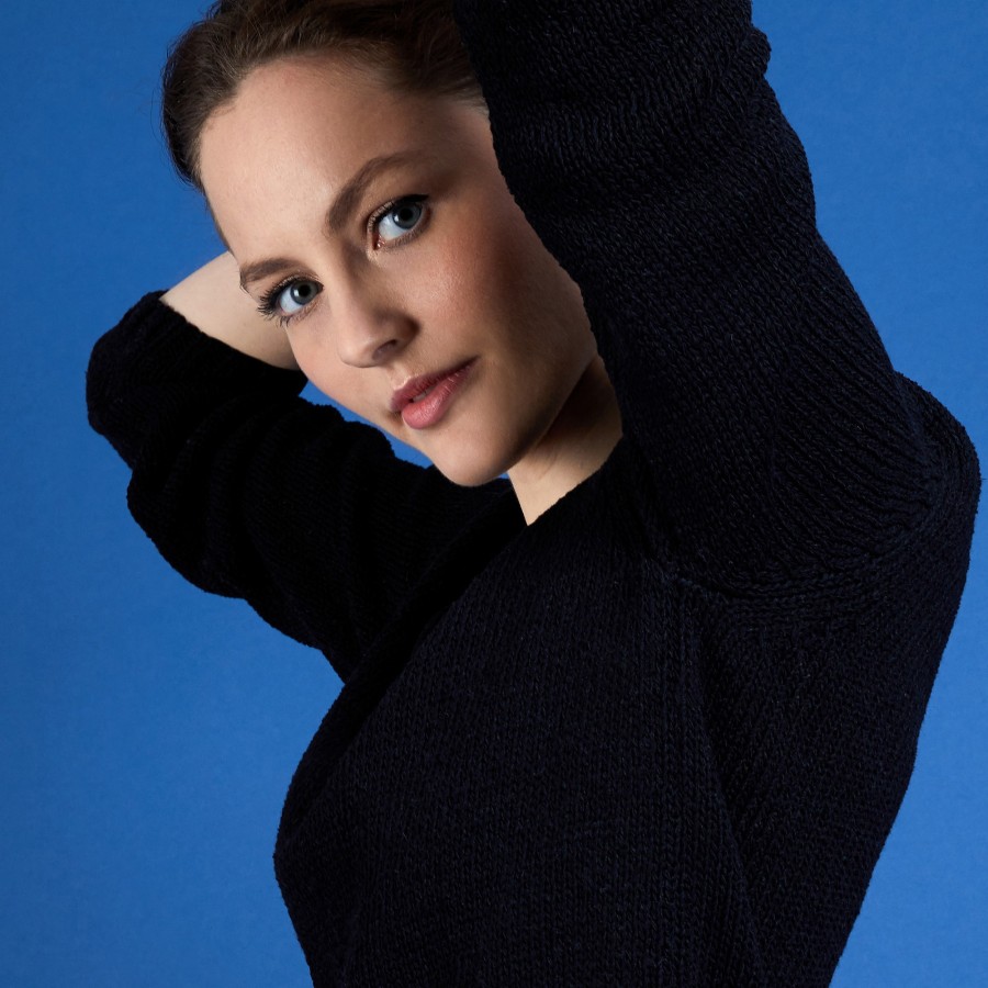 Suéter decote em V em seda, algodão e lã - Blovis