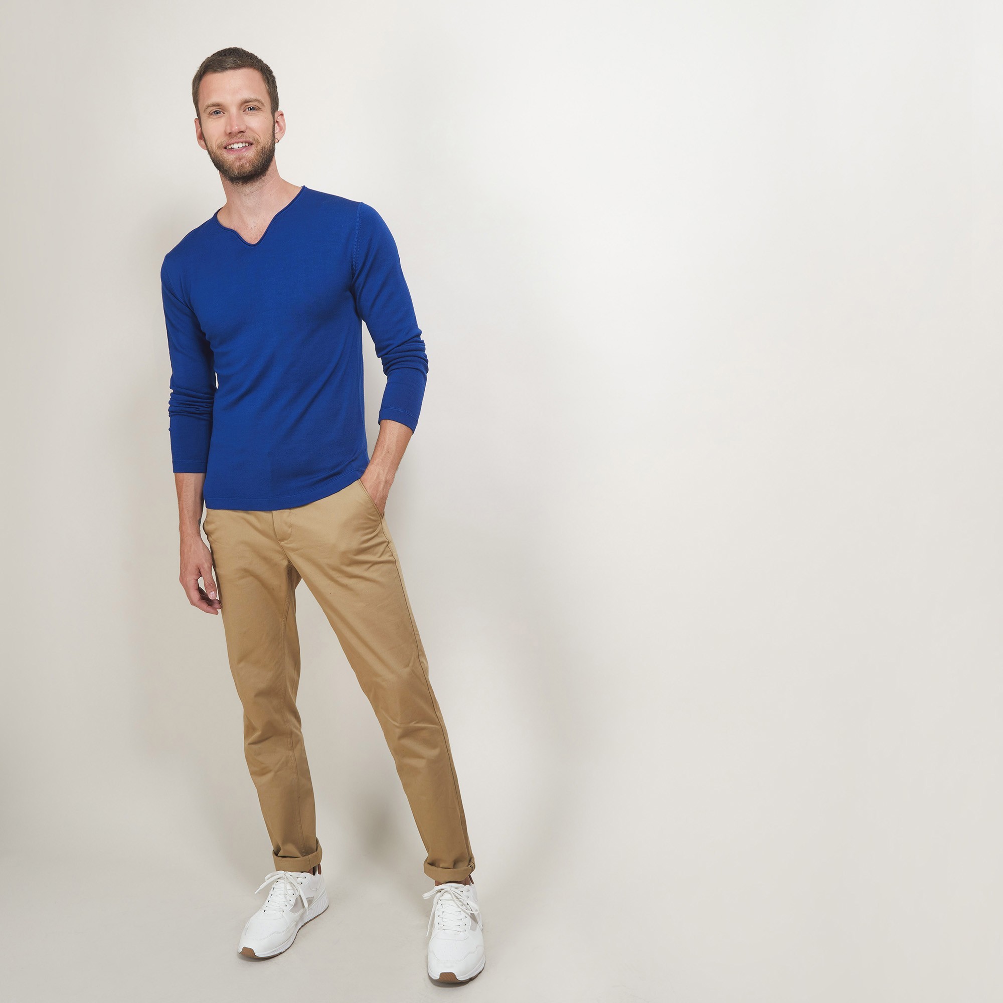7042 48 Bleu roi- Bono