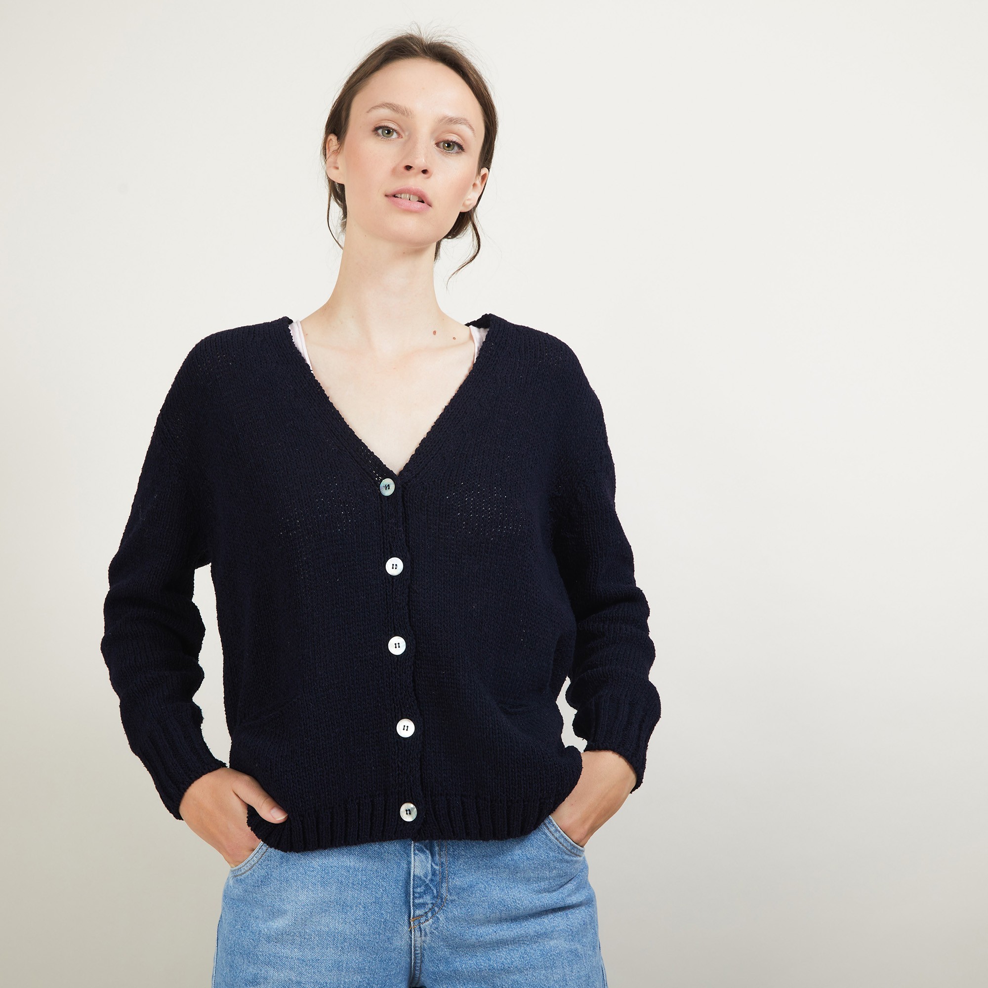 Cardigan en col V en laine et soie - Bilan 7040 marine - 05 Bleu marine