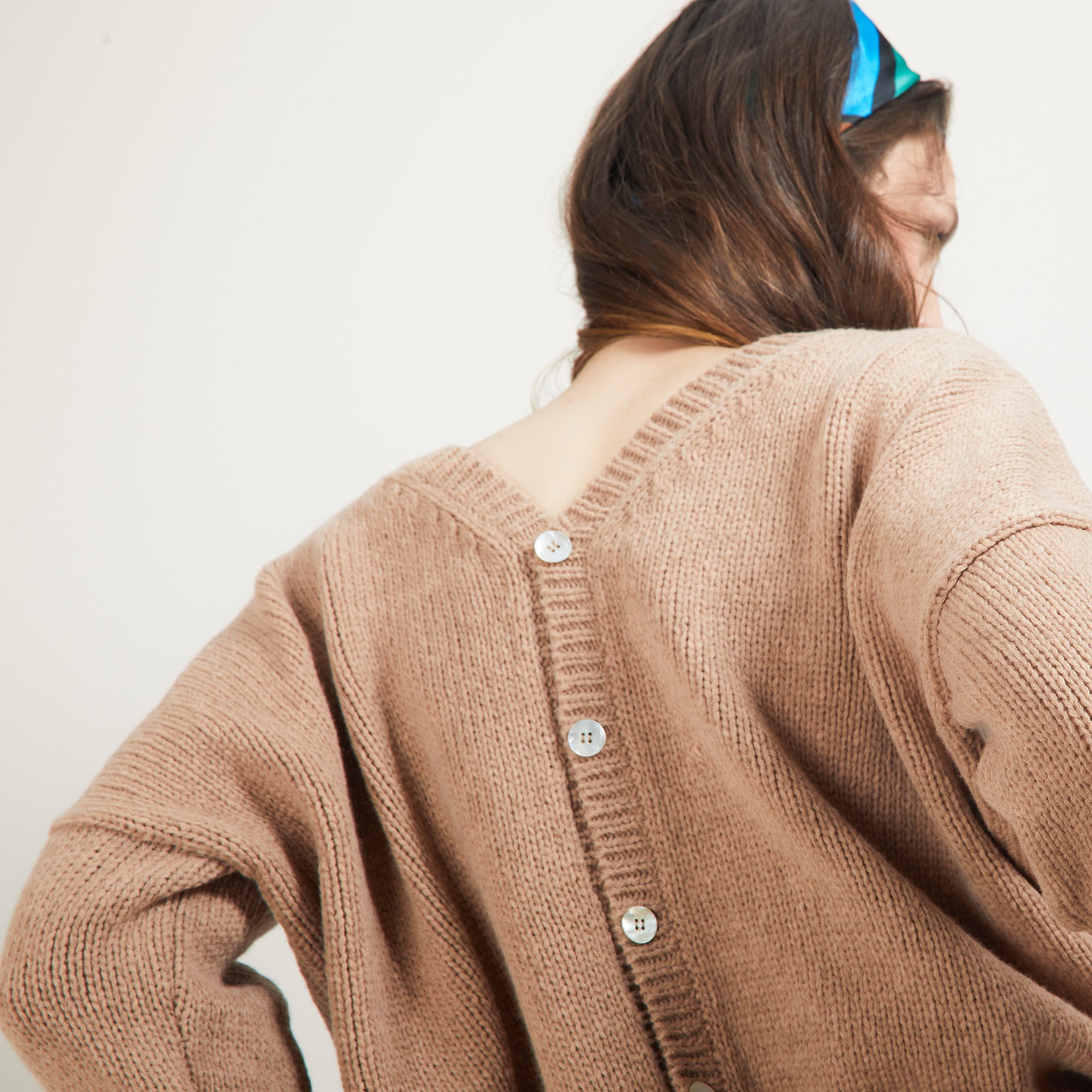 Front and back v-neck cardigan in nylon wool - Gebril