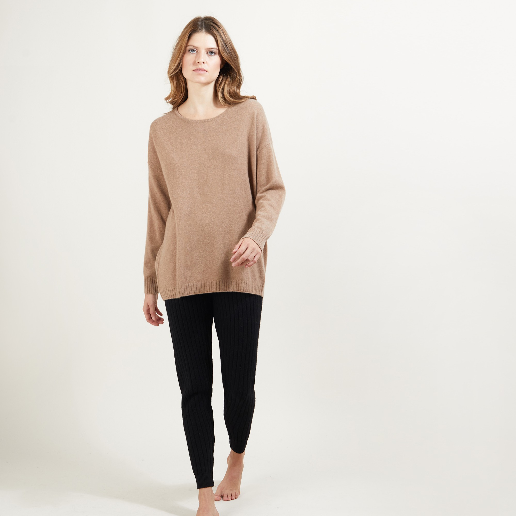Pull boutonné au dos en cachemire - Bahia 7010 noir - 01 Noir
