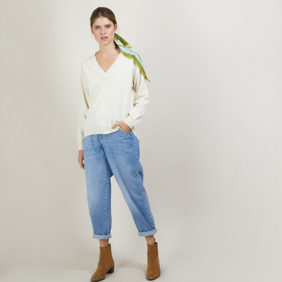 Suéter de cashmere com decote em V e fendas - Barnabe