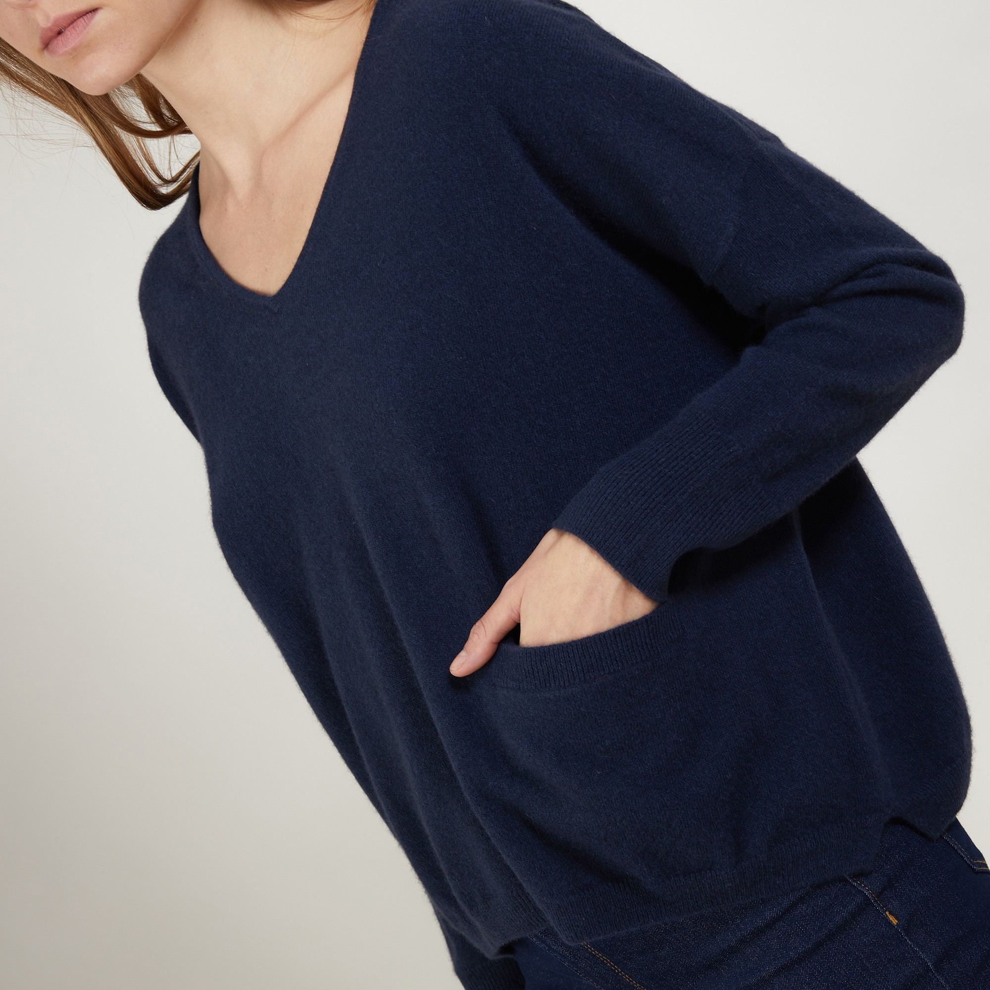 Pull court col V en cachemire - Balba 7040 marine - 05 Bleu marine