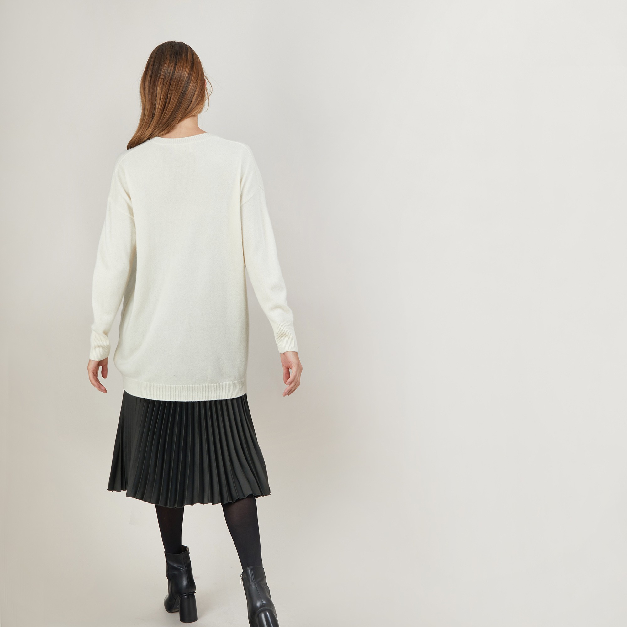Long cardigan à poches en cachemire - Blush 7040 marine - 05 Bleu marine