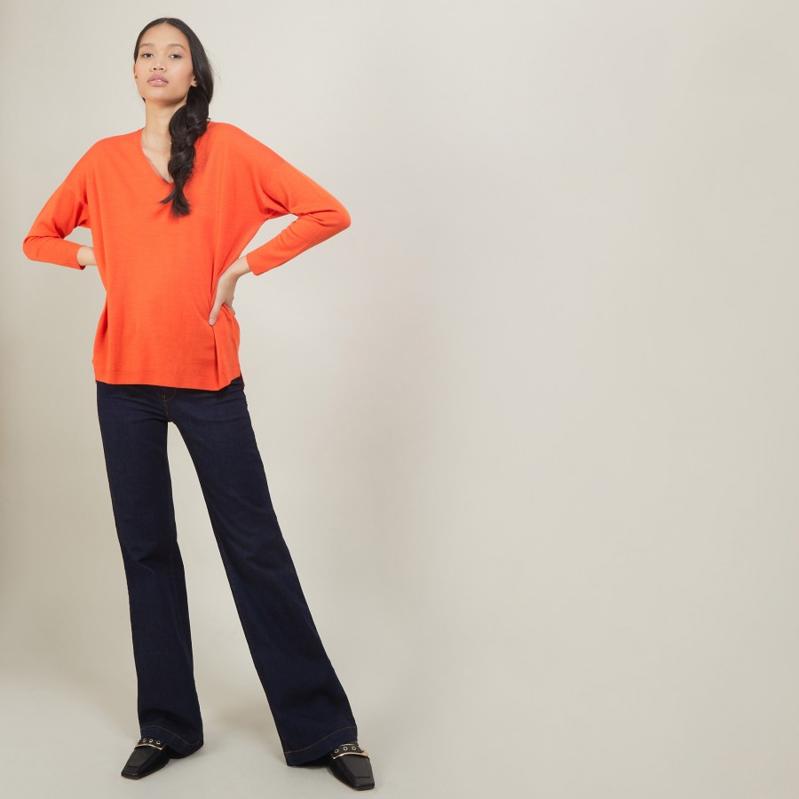 Pull à fentes col v en laine mérinos - Bernice