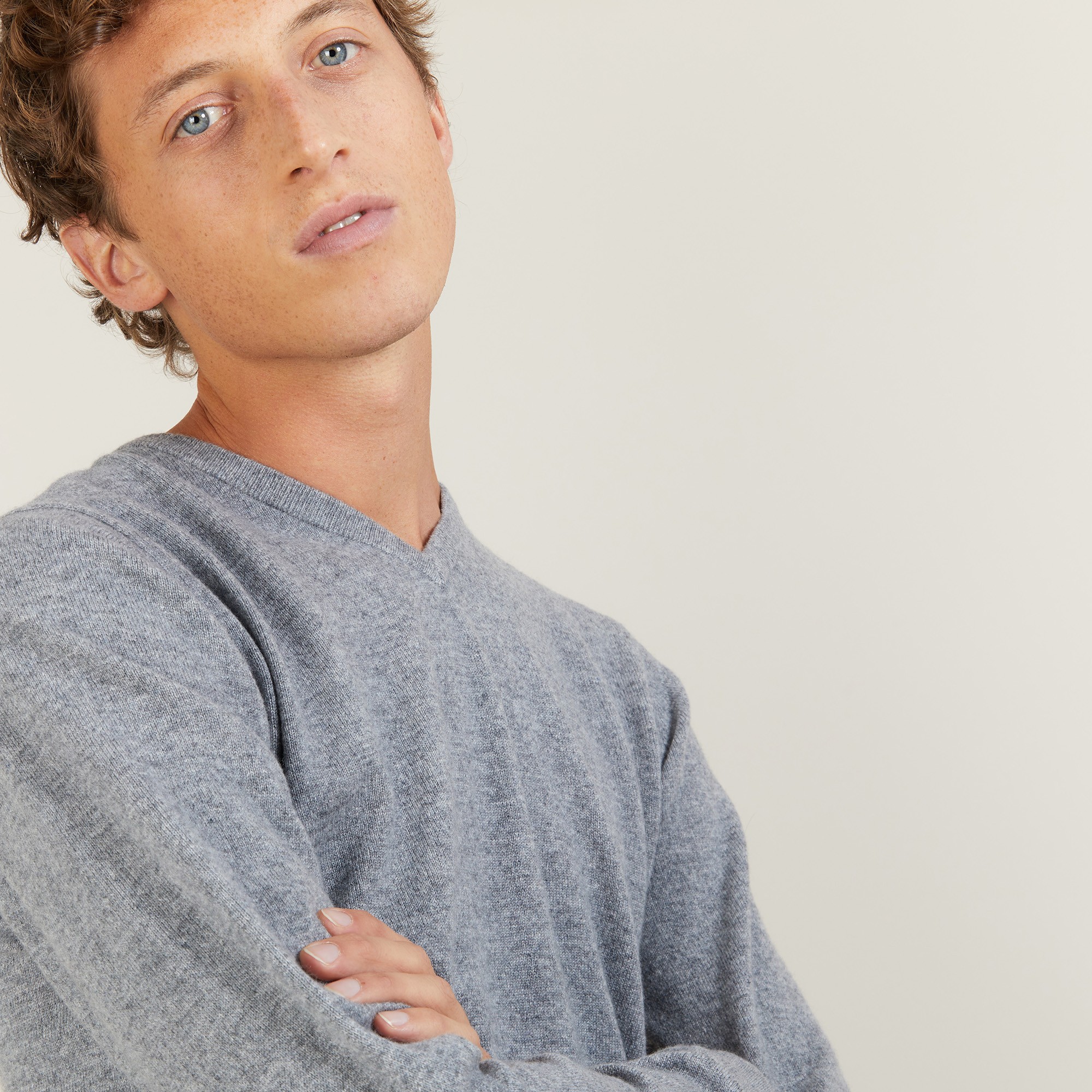Pull col V en cachemire - Benjamin 7010 noir - 01 Noir