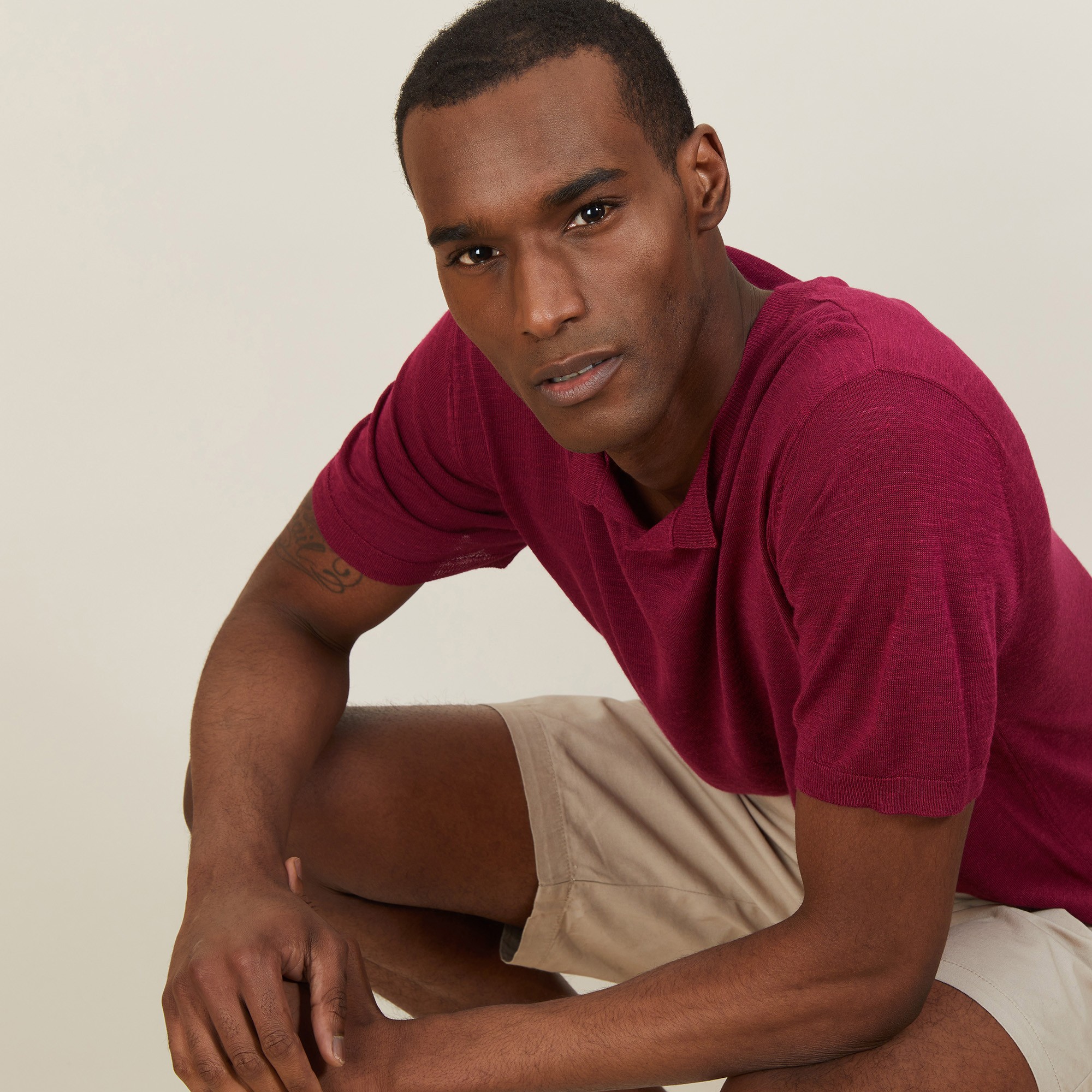 T-shirt col tunisien en lin flammé - Baraka 7282 rubis - 51 Bordeaux