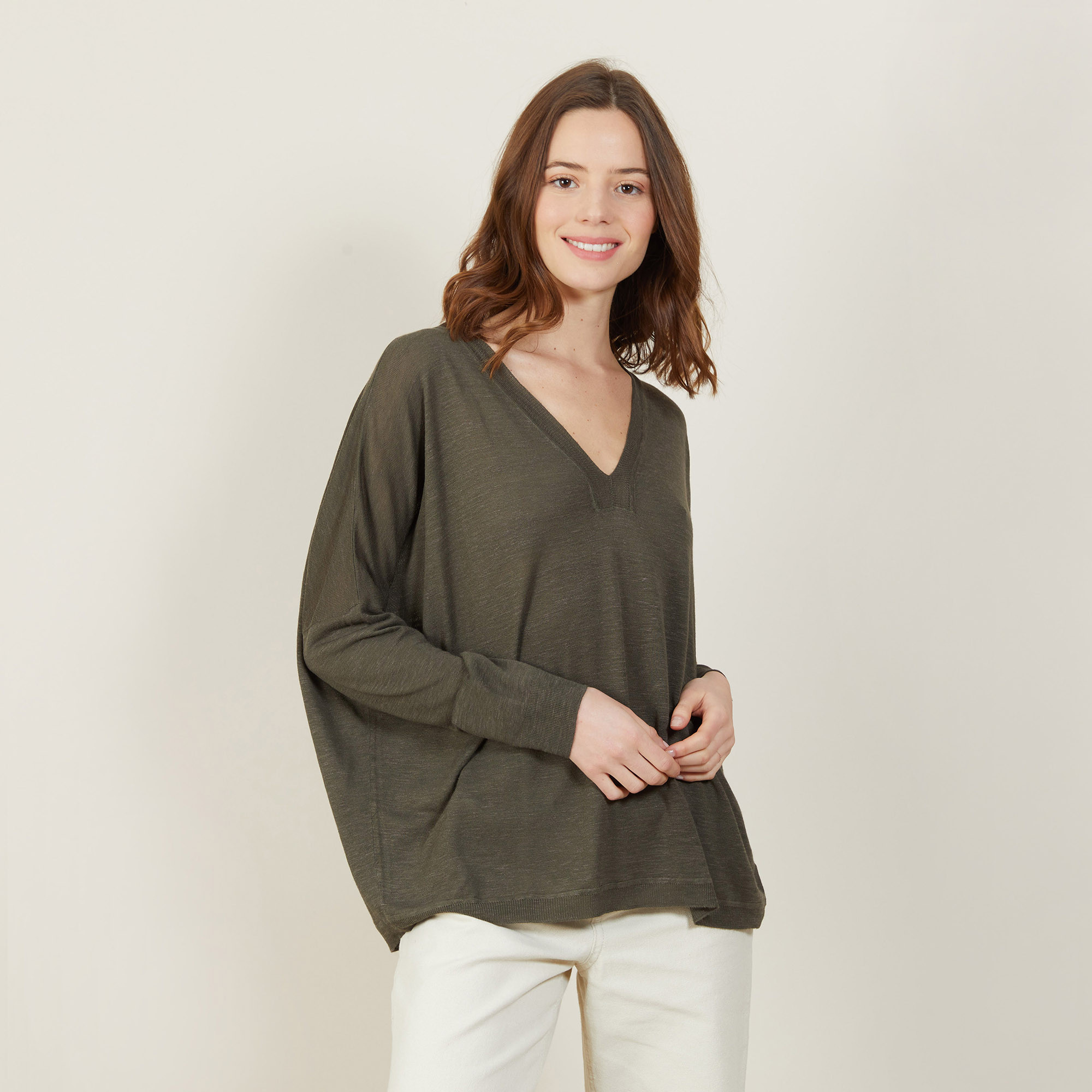 T-shirt ample col v en lin flammé - Beja 7212 fusain - 83 Kaki