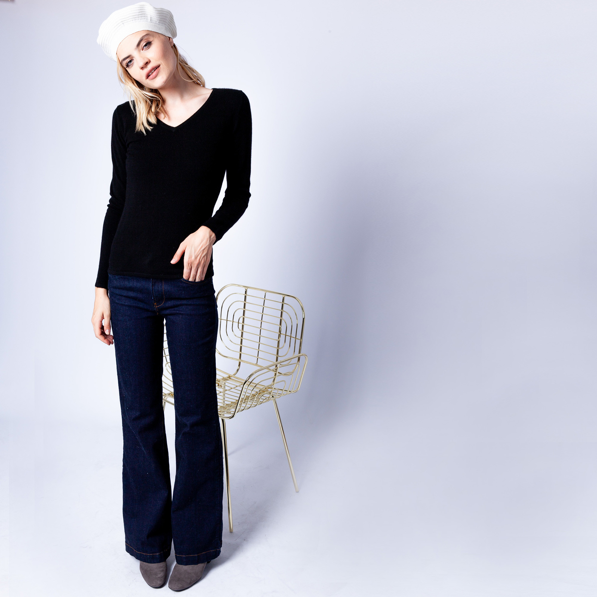 V collar cashmere jumper - Eniva