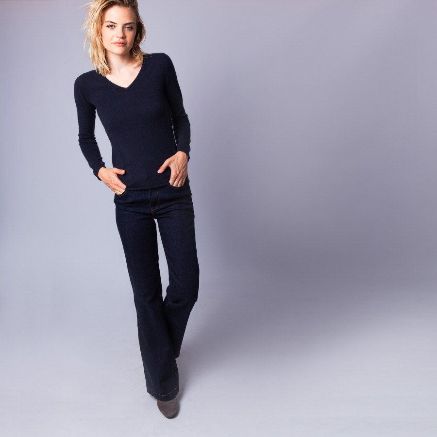 V collar cashmere jumper - Eniva