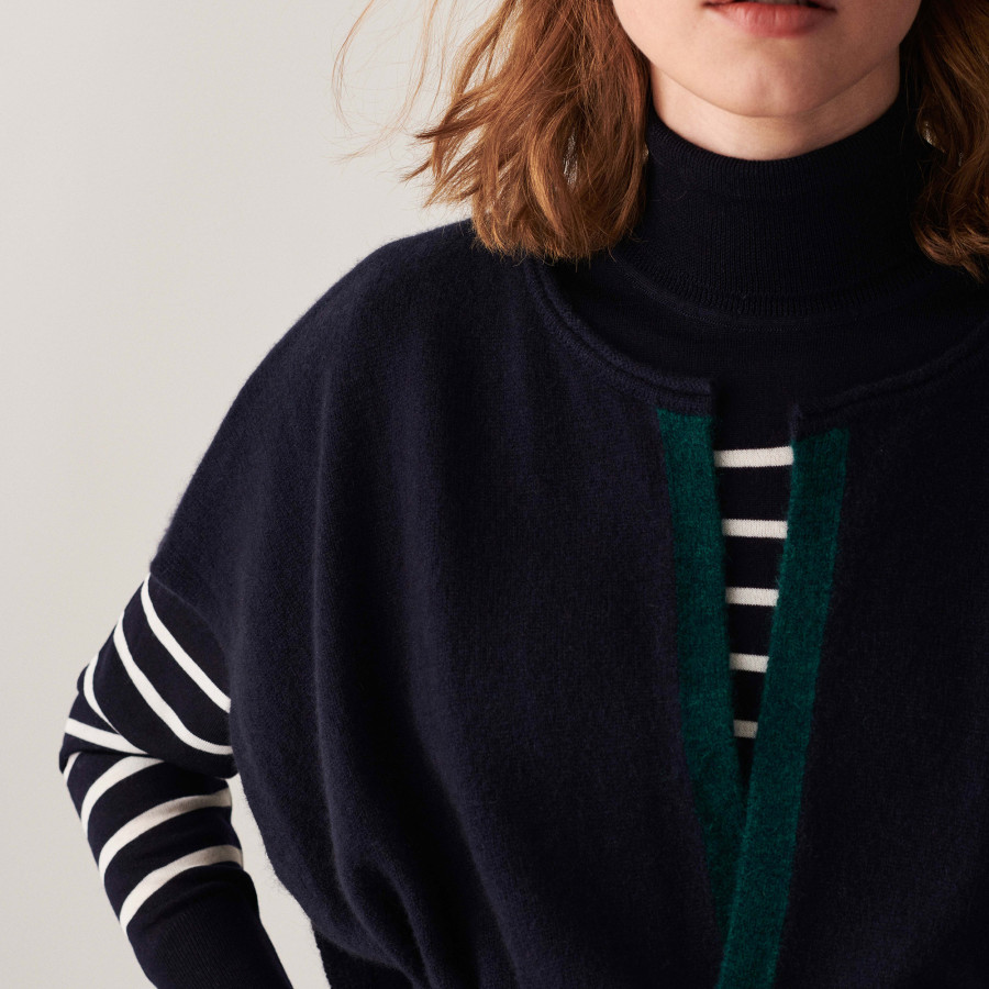 Sleeveless cashmere cape - Clarisse