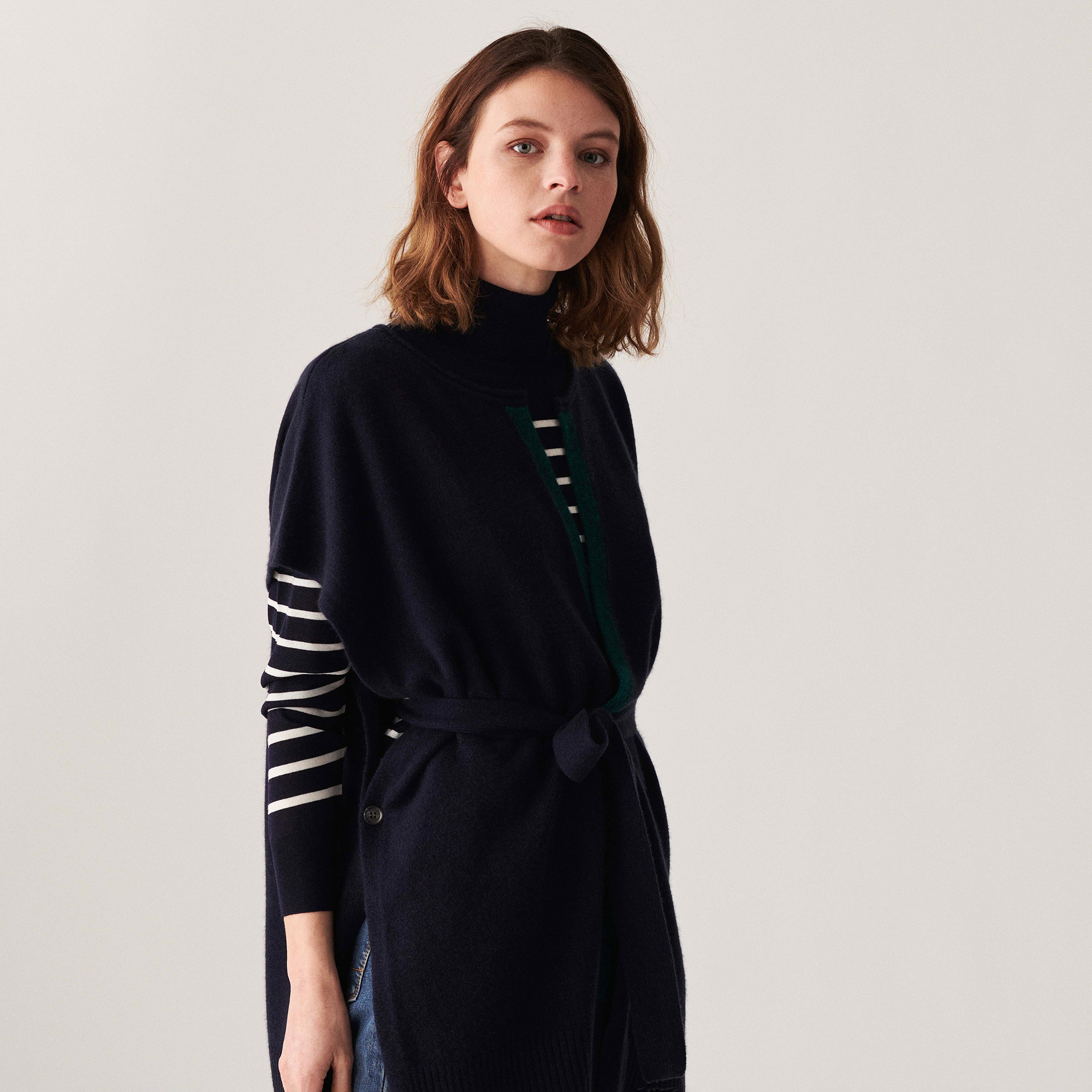 Sleeveless cashmere cape - Clarisse