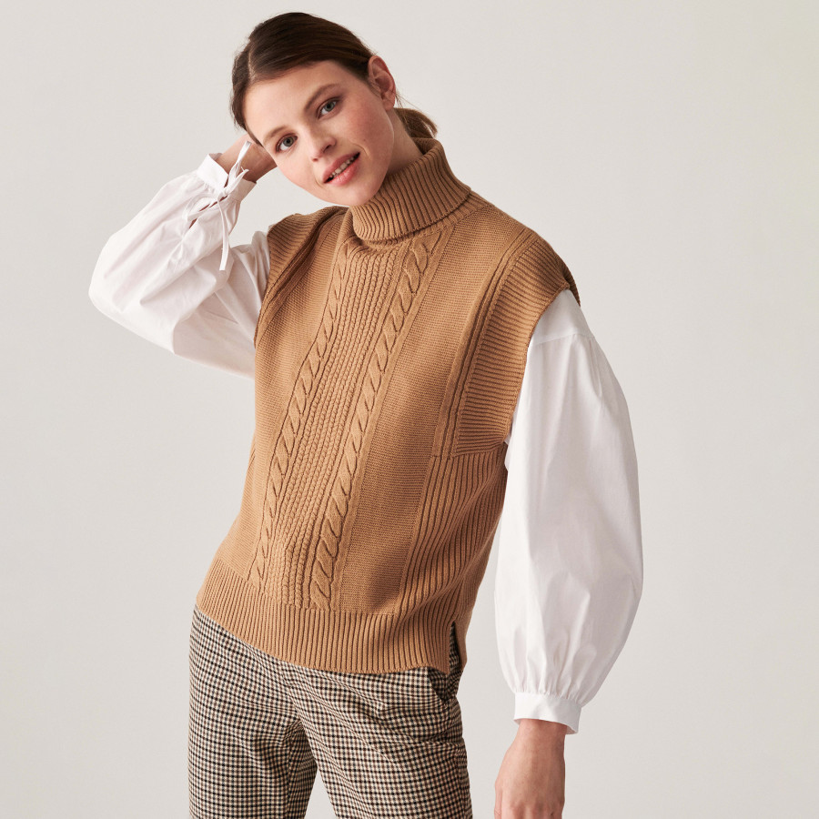 Sleeveless turtleneck sweater in merino wool - Claudia