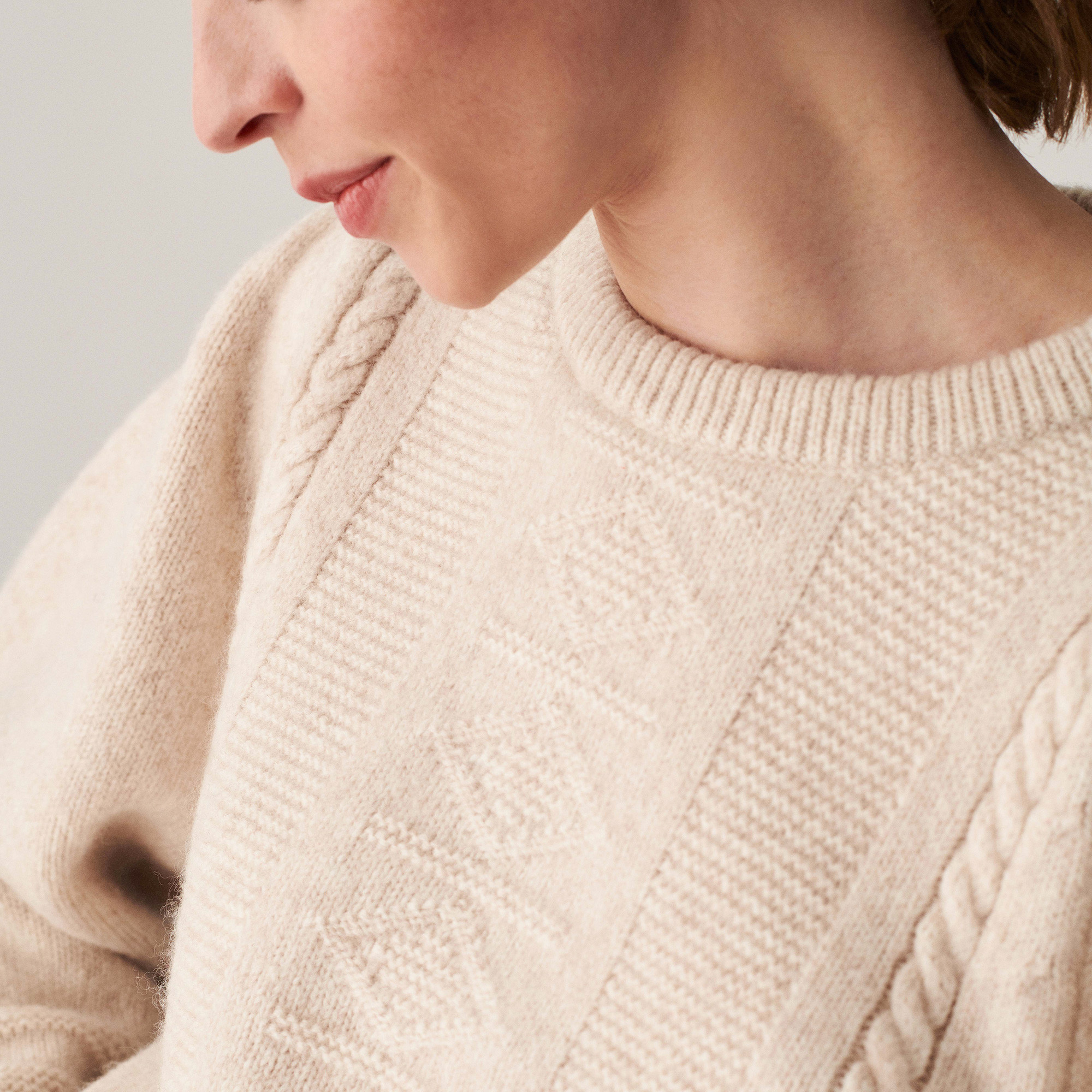 Raglan sleeve sweater in cocoon wool and cable knit - Carlotta