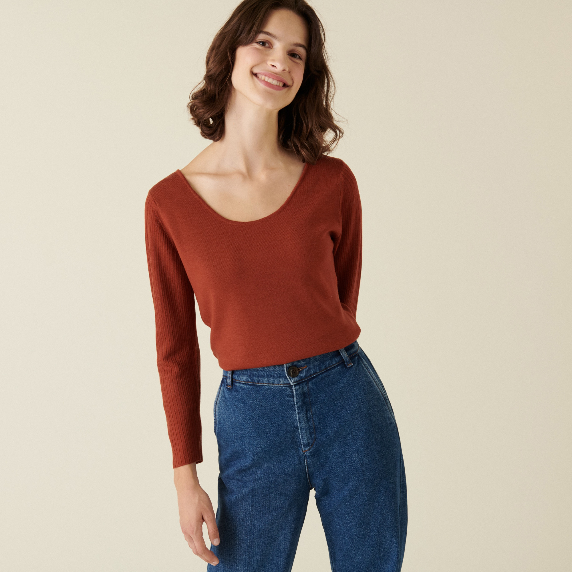 Pull col rond en laine mérinos maille fine - Altesa 7461 cognac - 92 Rouille