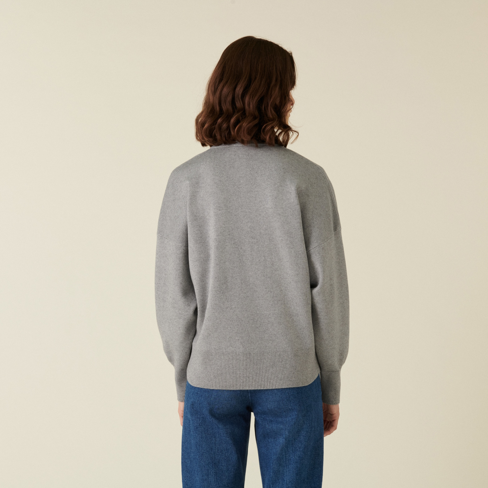 Pull ample col V finition bords côtes - Alderic 7411 volute - 09 Gris moyen