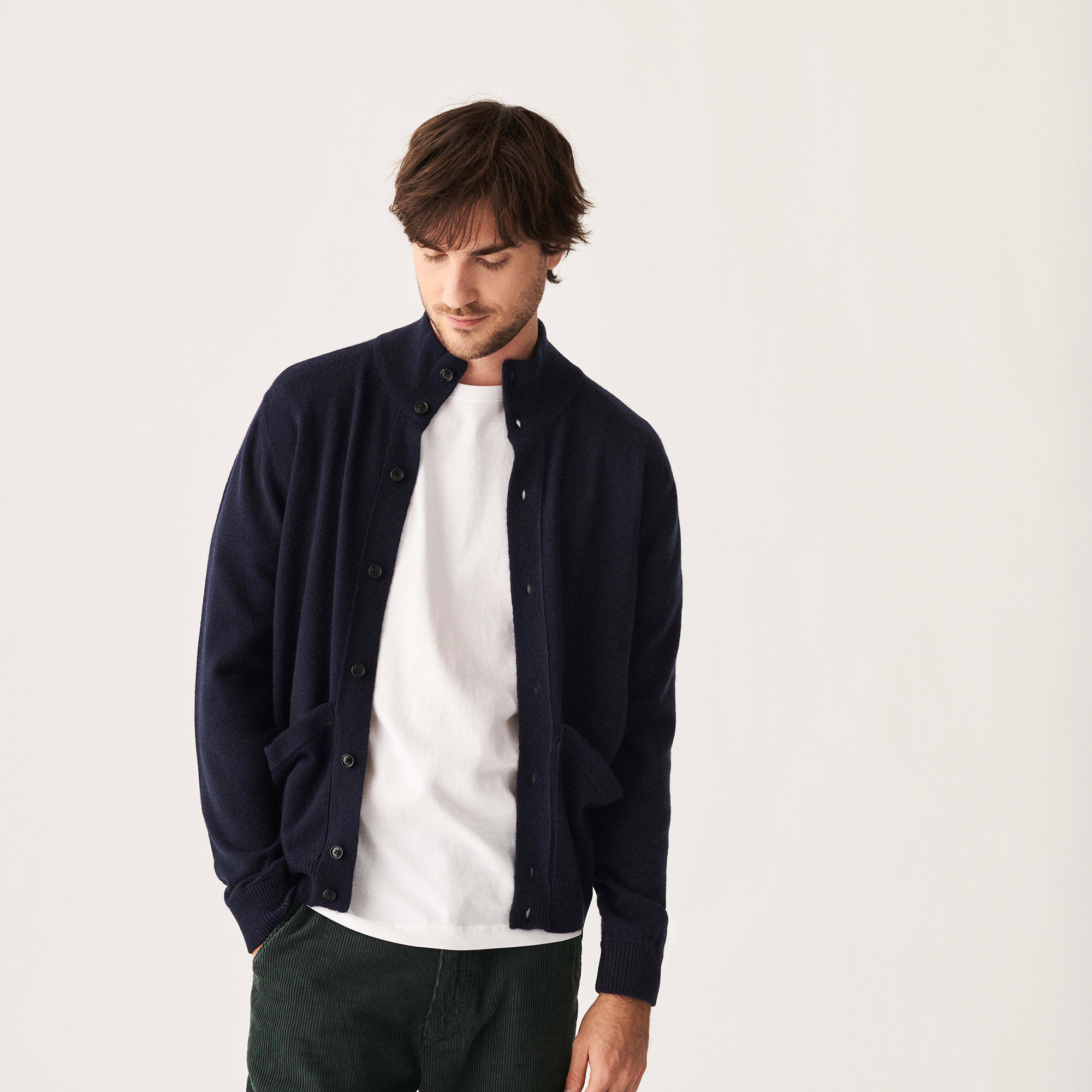 Gilet en cachemire boutonné à poches - Erwan 7440 marine - 05 Bleu marine