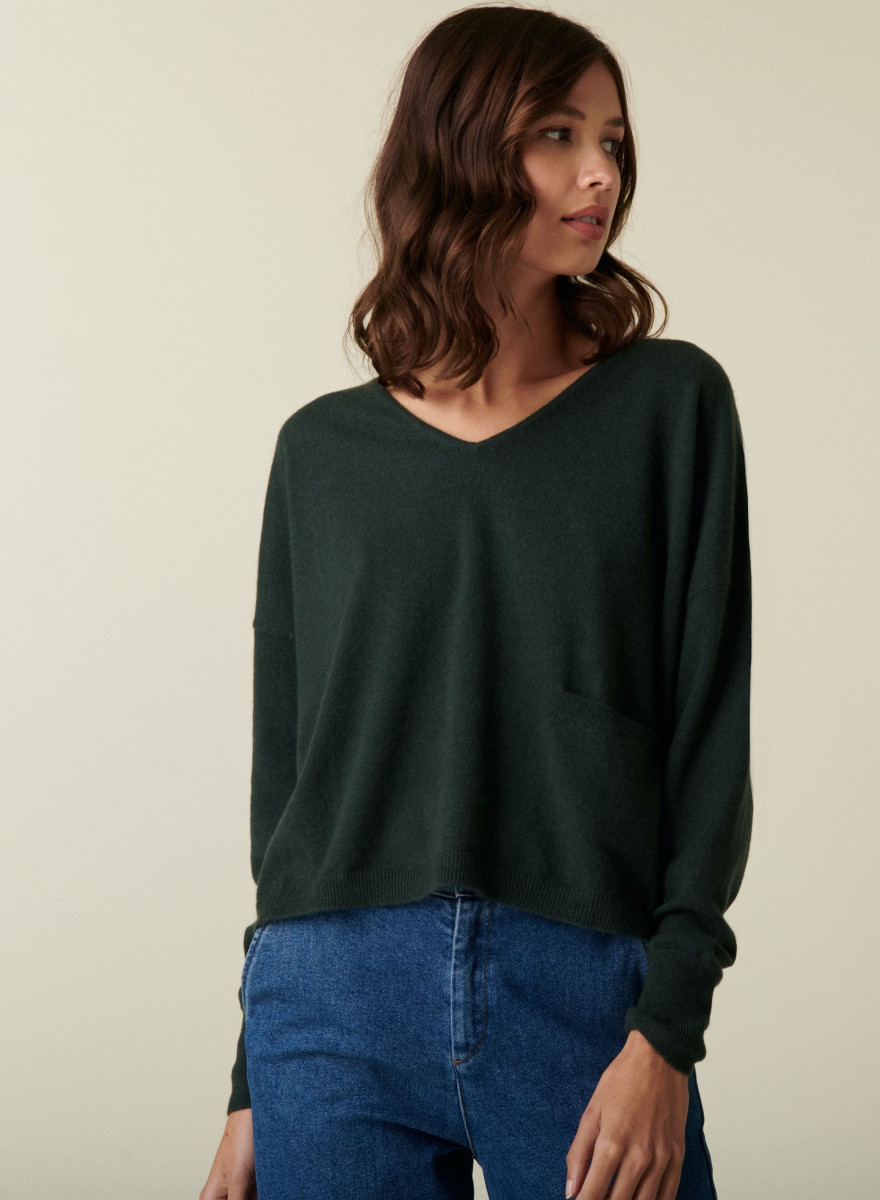 Short cashmere V-neck sweater with pockets - Balba