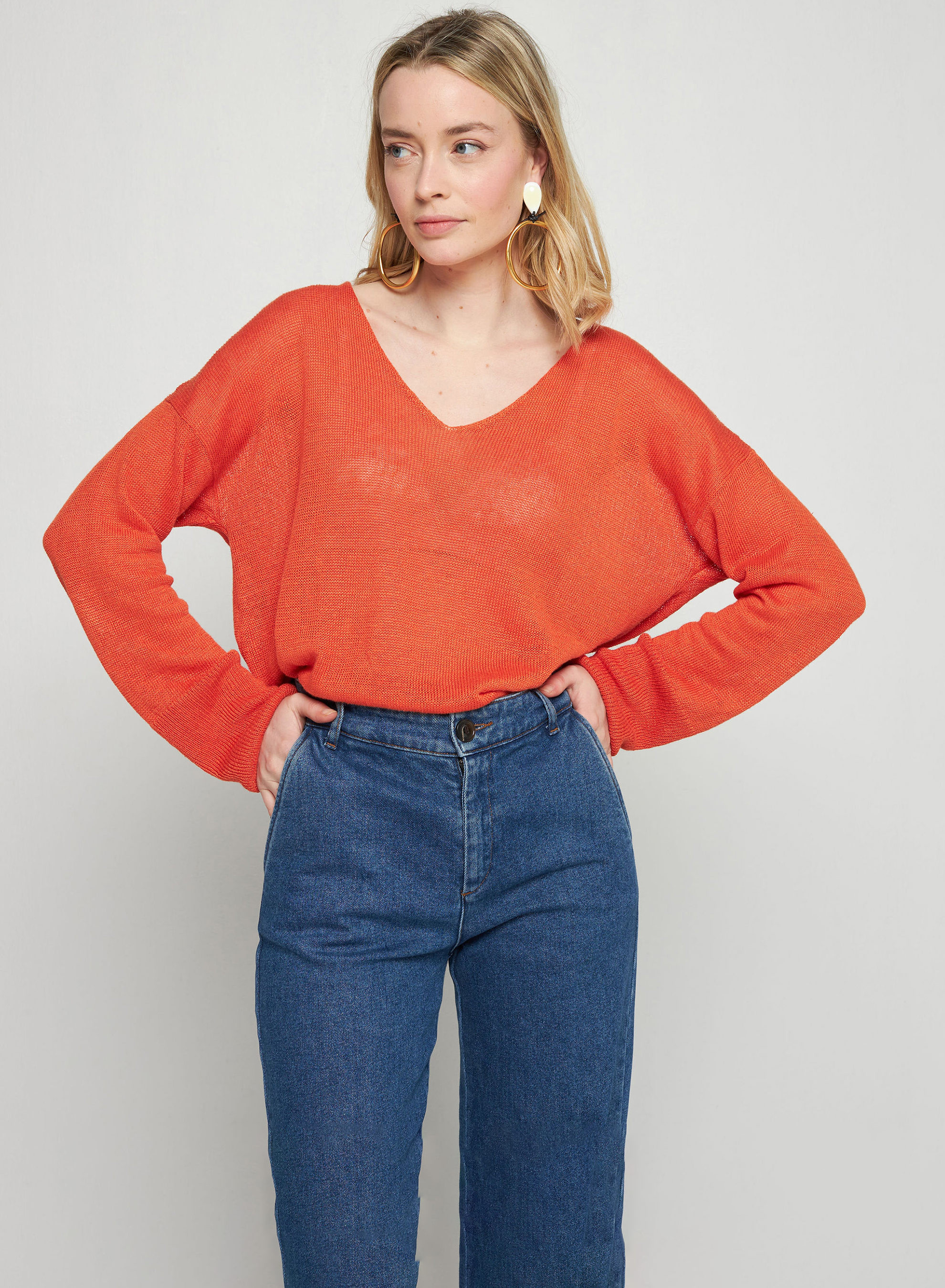Oversized V-neck sweater in linen - Tiphaine