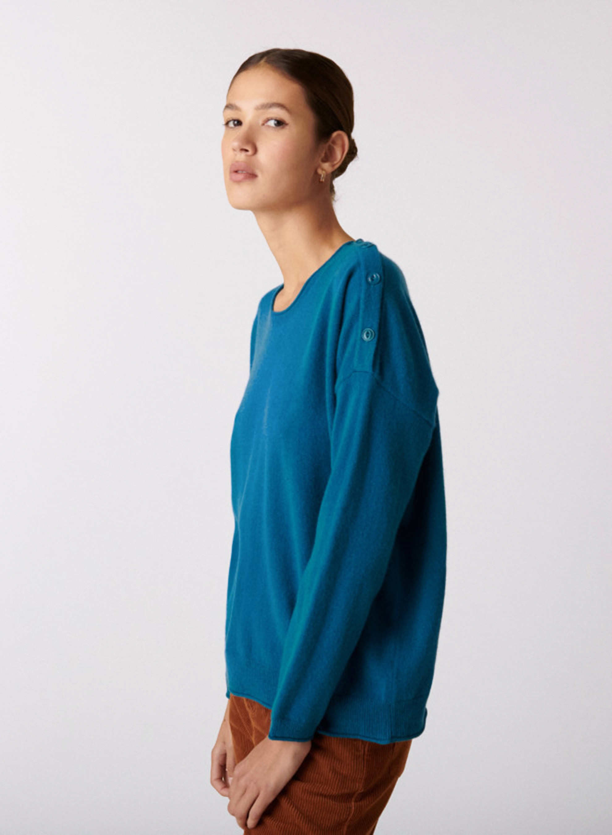 Pull ample boutonné à col rond en cachemire - Acene 7443 paon - 06 Bleu moyen