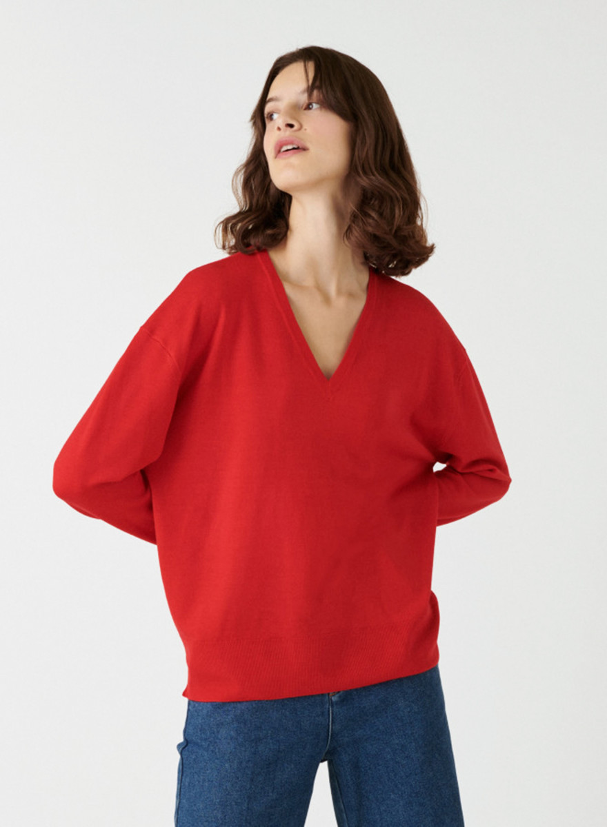 Merino wool V-neck sweater with slits - Aurora