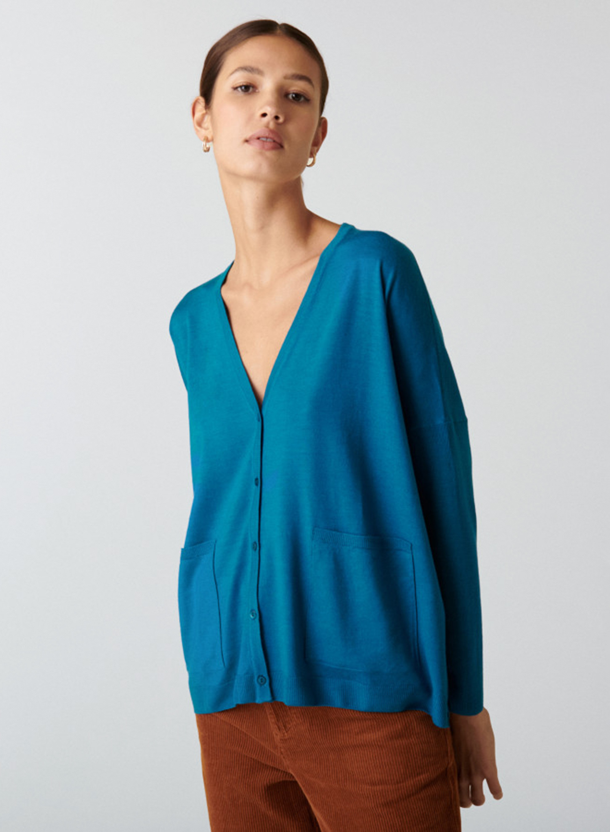 Cardigan boutonné à poches en laine mérinos - Ava 7451 bronze - 83 Kaki