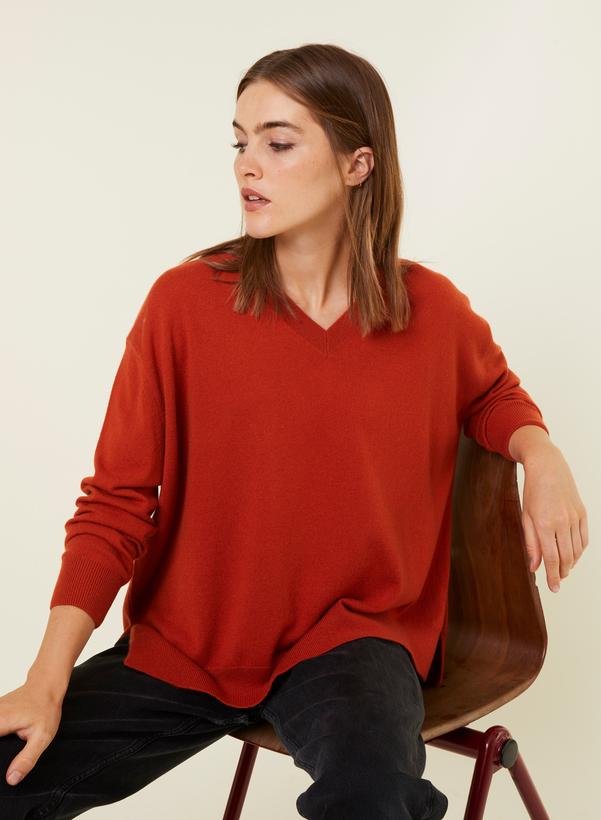 Pull ample à fentes col V en cachemire - Alienor 7870 ecureuil - 92 Rouille