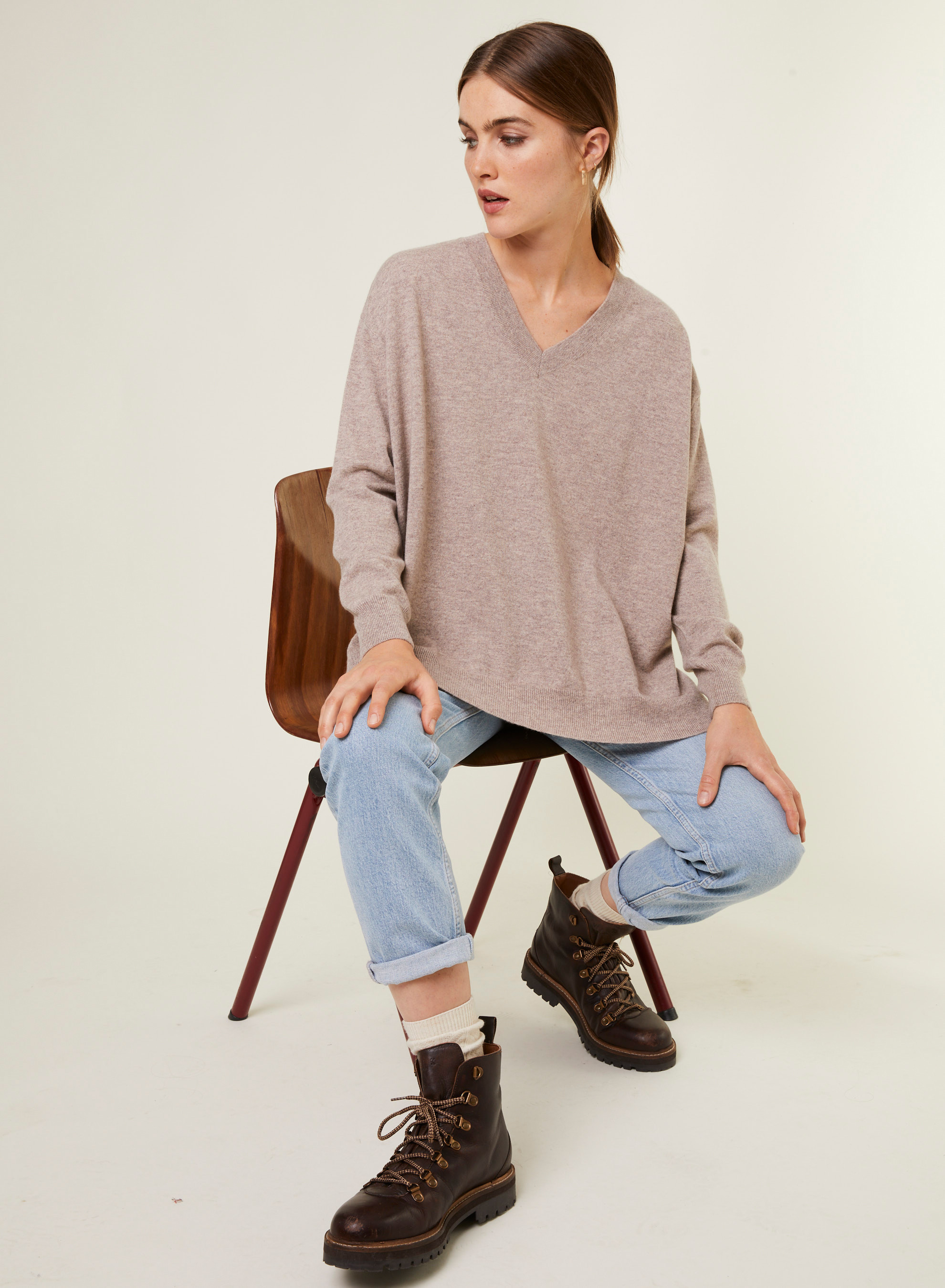 Pull ample à fentes col V en cachemire - Alienor 7821 grege - 14 Beige foncé