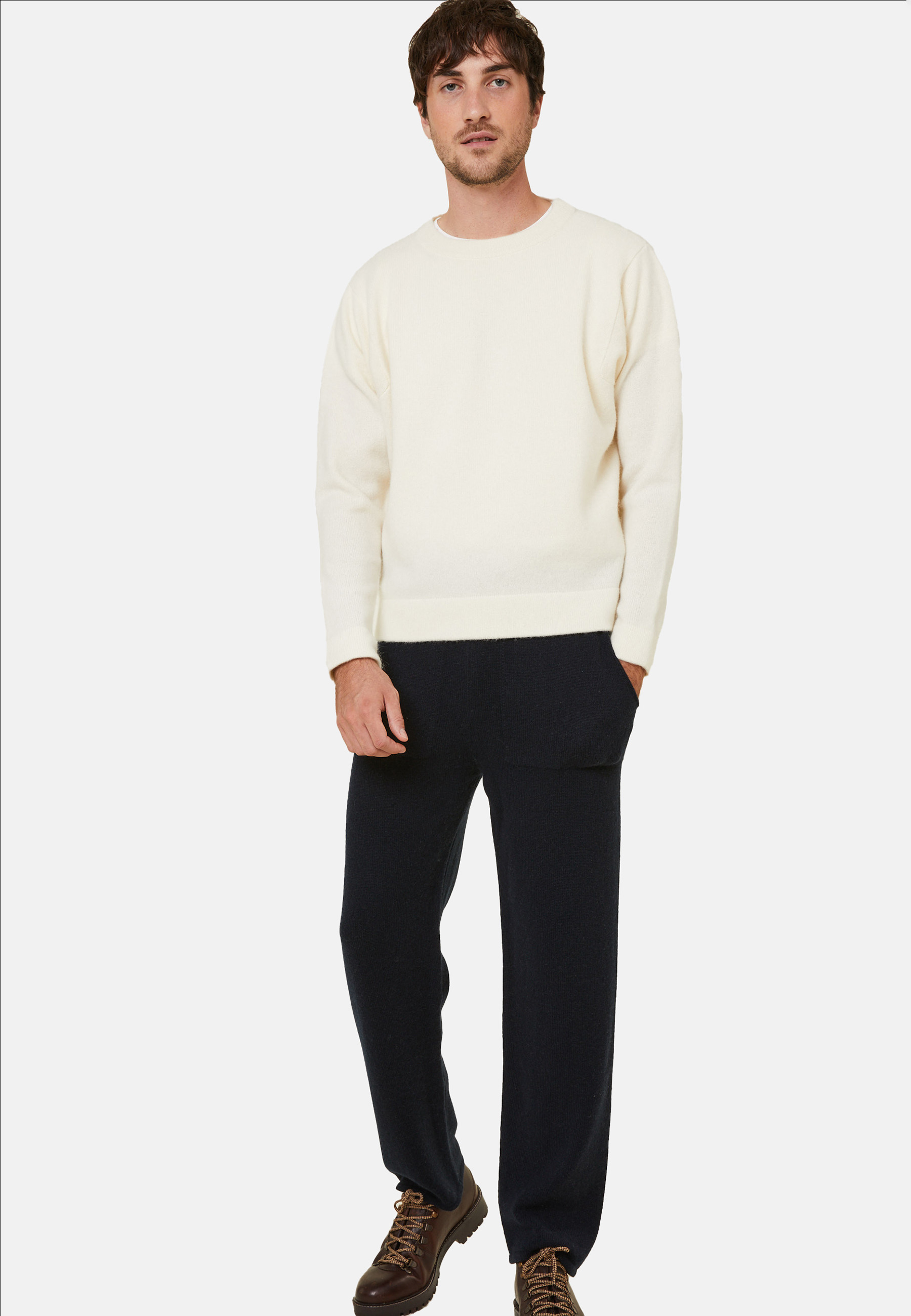 Pants with pockets in wool and cashmere - Fabri