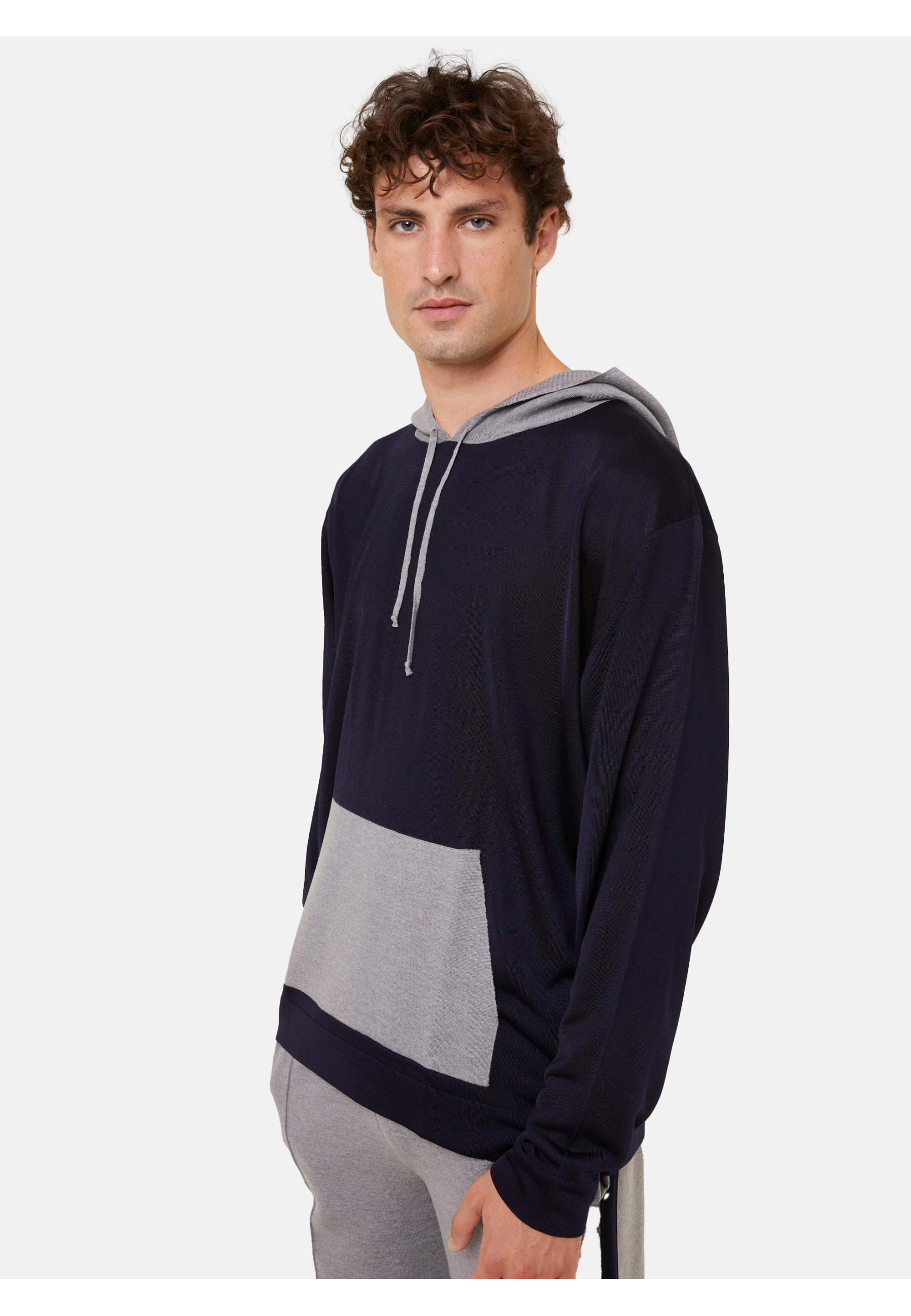 Hoodie à capuche avec poches en Fil lumière et laine mérinos - Flavien