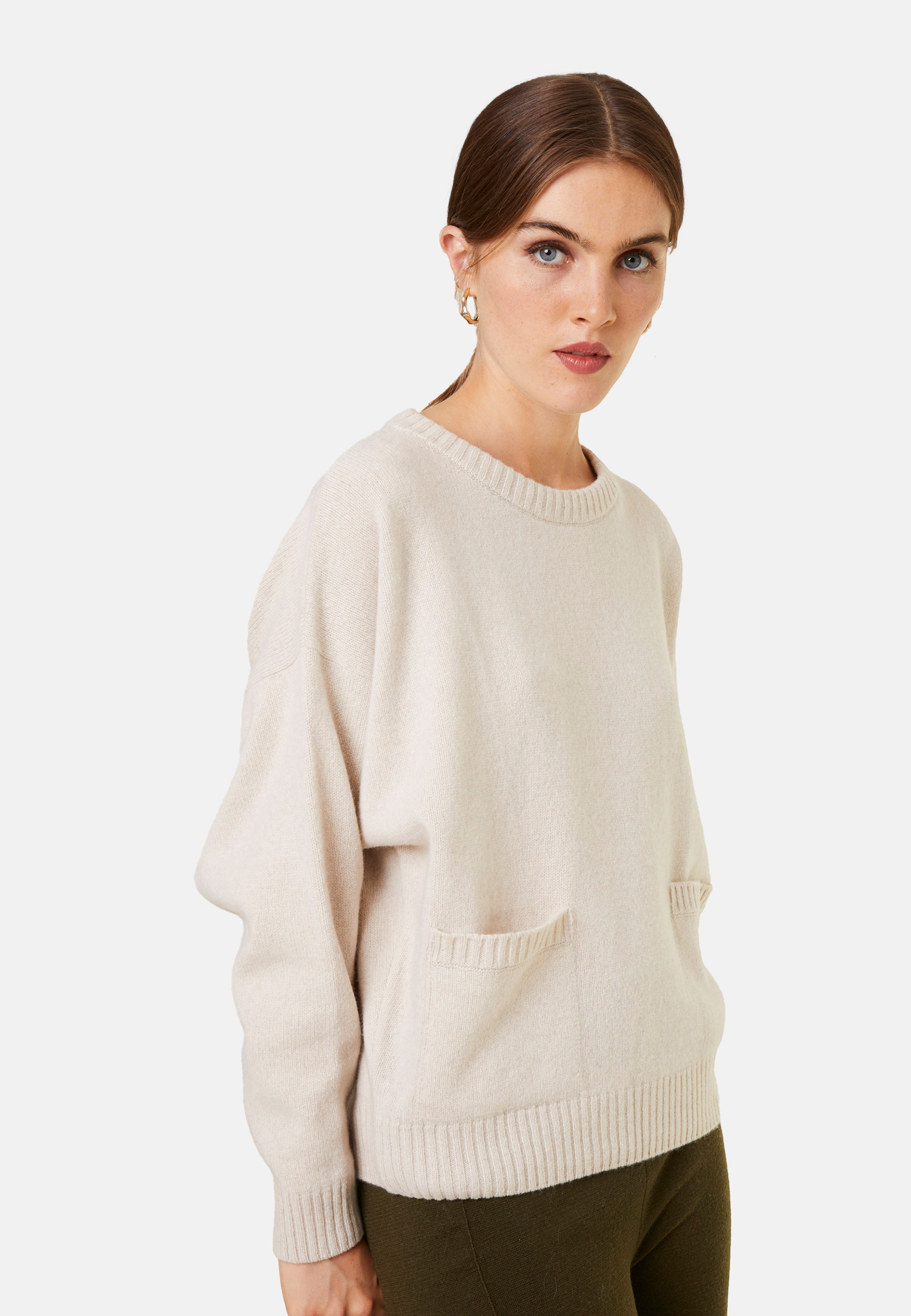 Pull ample à poches en cachemire et laine recyclés - Davina 7841 saphir - 06 Bleu moyen