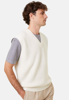 Sleeveless V-neck sweater in merino wool - Felipe