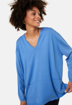 Loose V-neck sweater with pockets in merino wool - Albertine