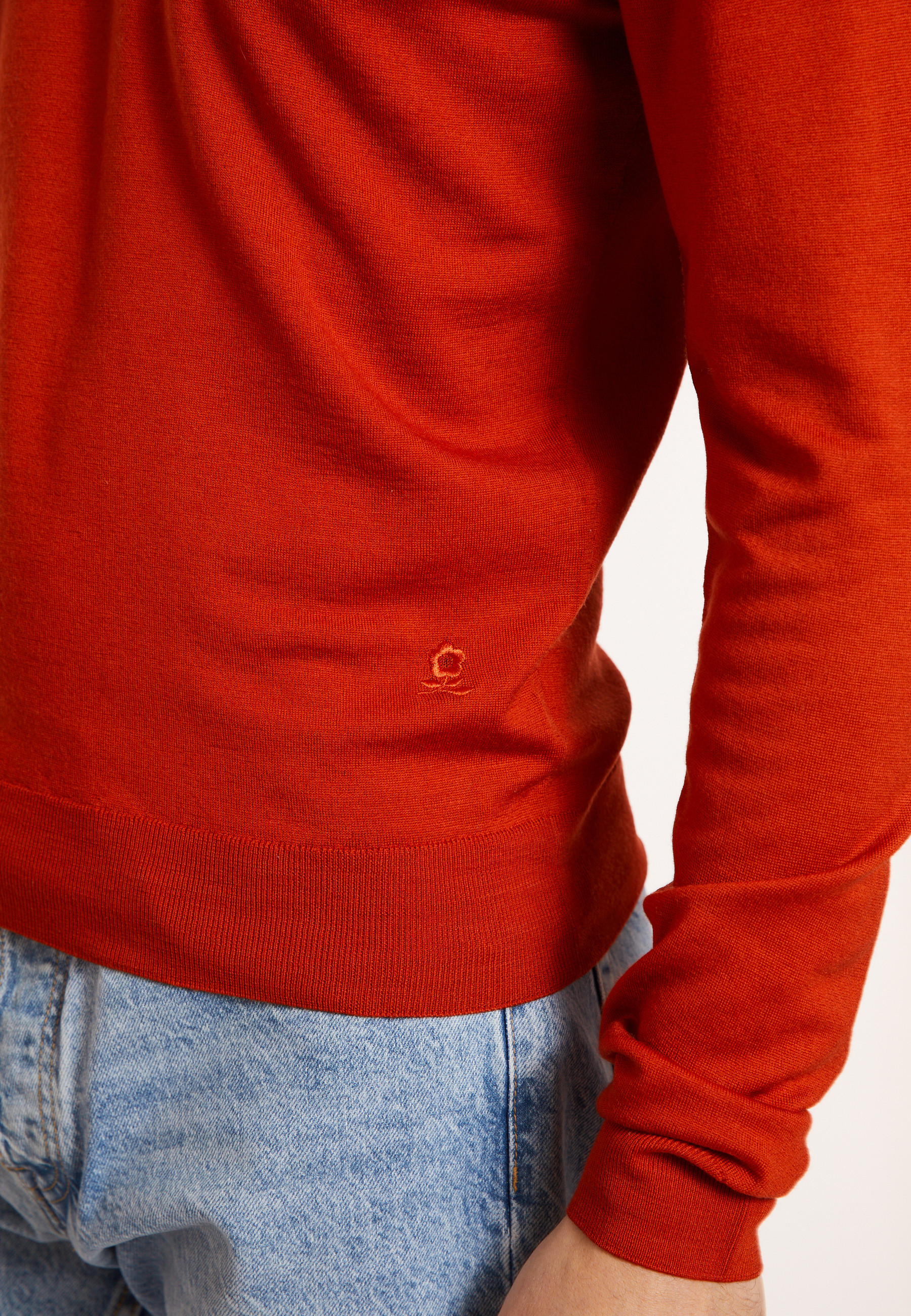 V-neck sweater with logo in merino wool - Elmo