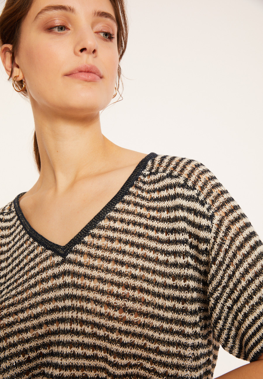 T-shirt ajouré en lin col V - Marguerite