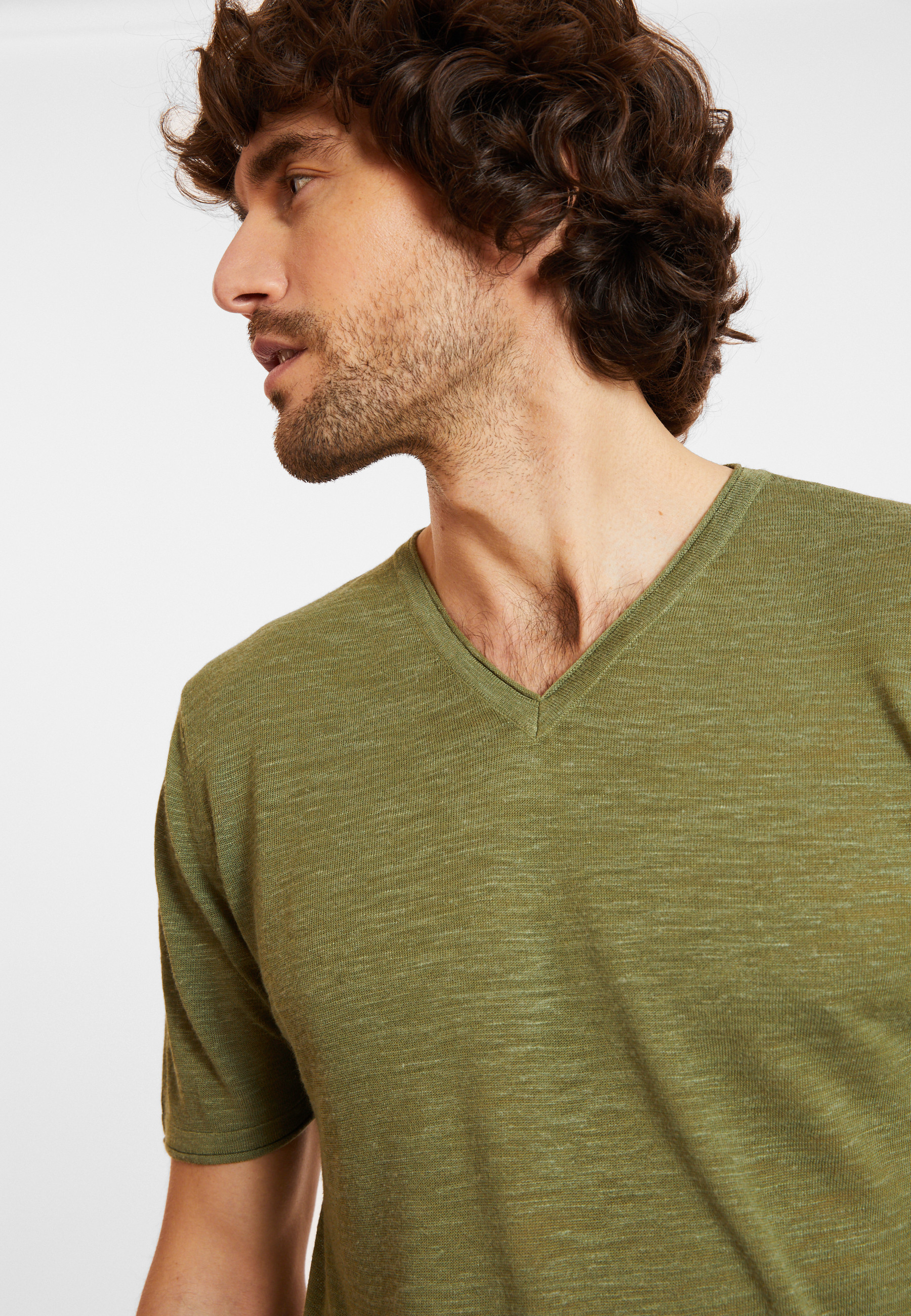 T-shirt col V en lin flammé - Reuben 8051 cactus - 83 Kaki